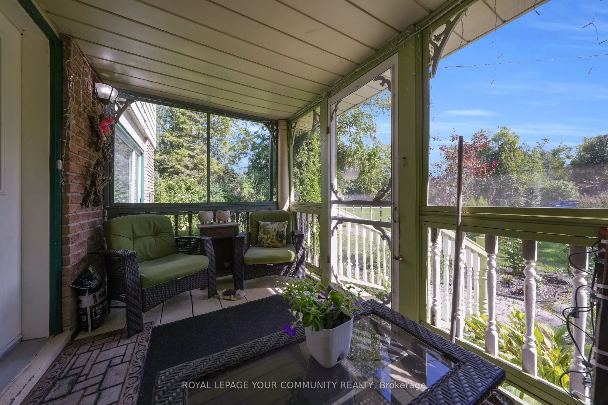 44 Beaverdale Crescent
