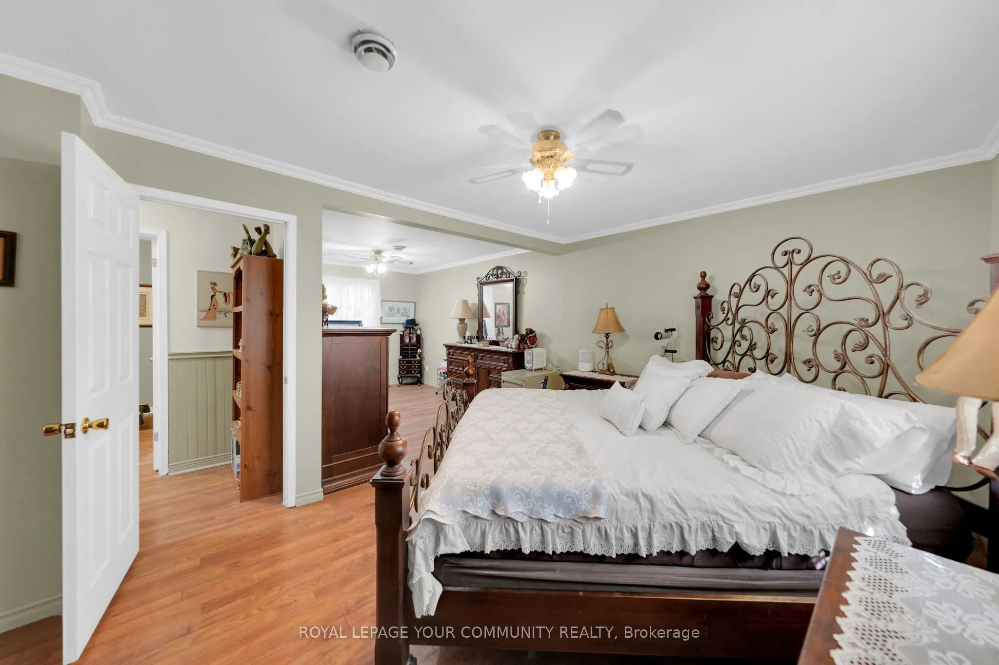 44 Beaverdale Crescent