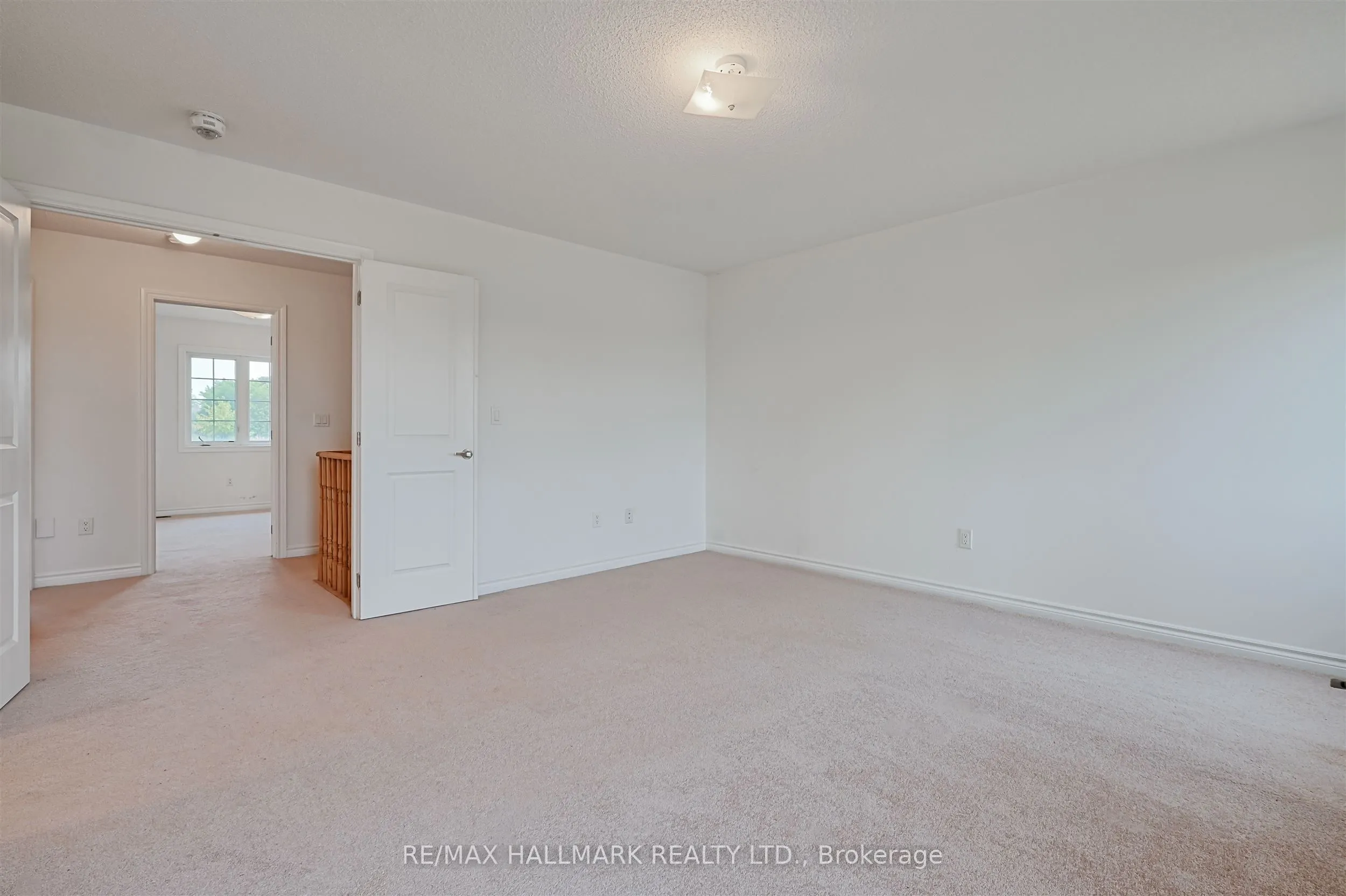 44 Strachan Trail