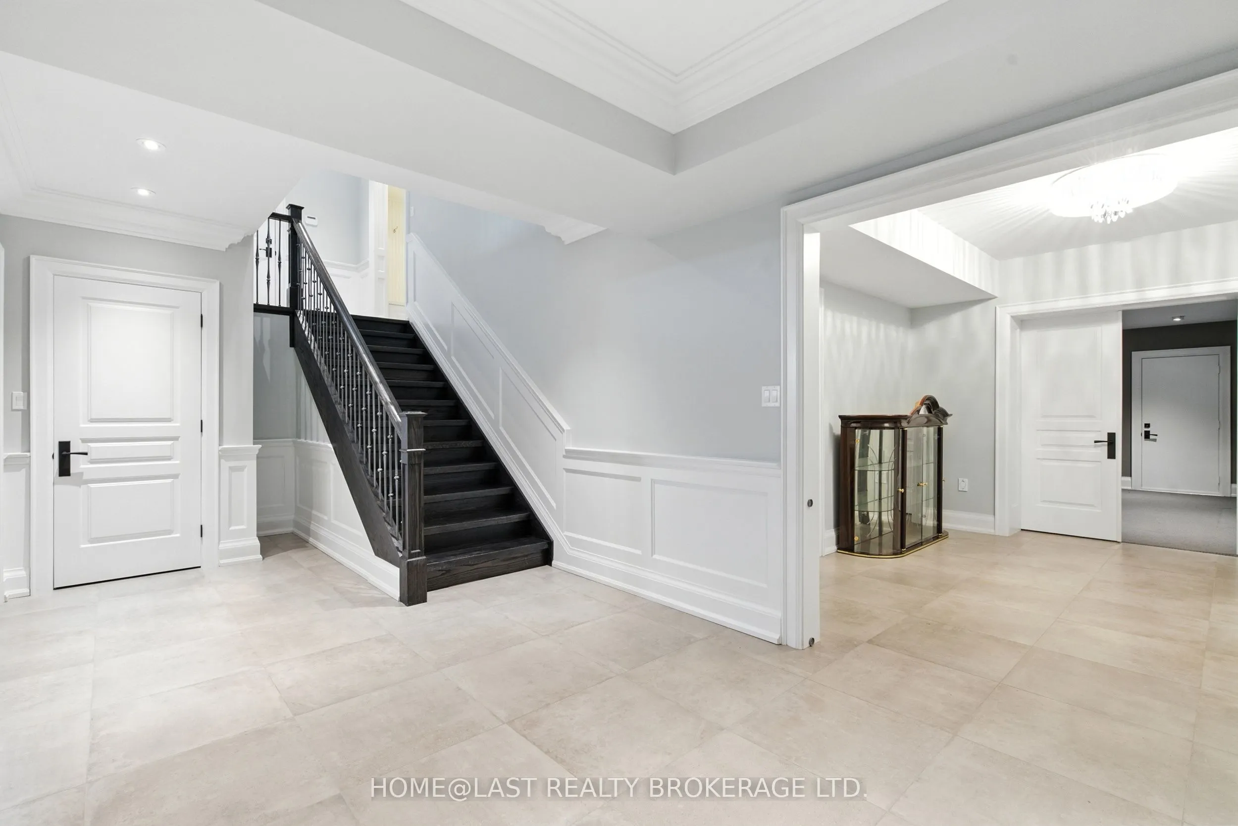 74 Yongehurst Road