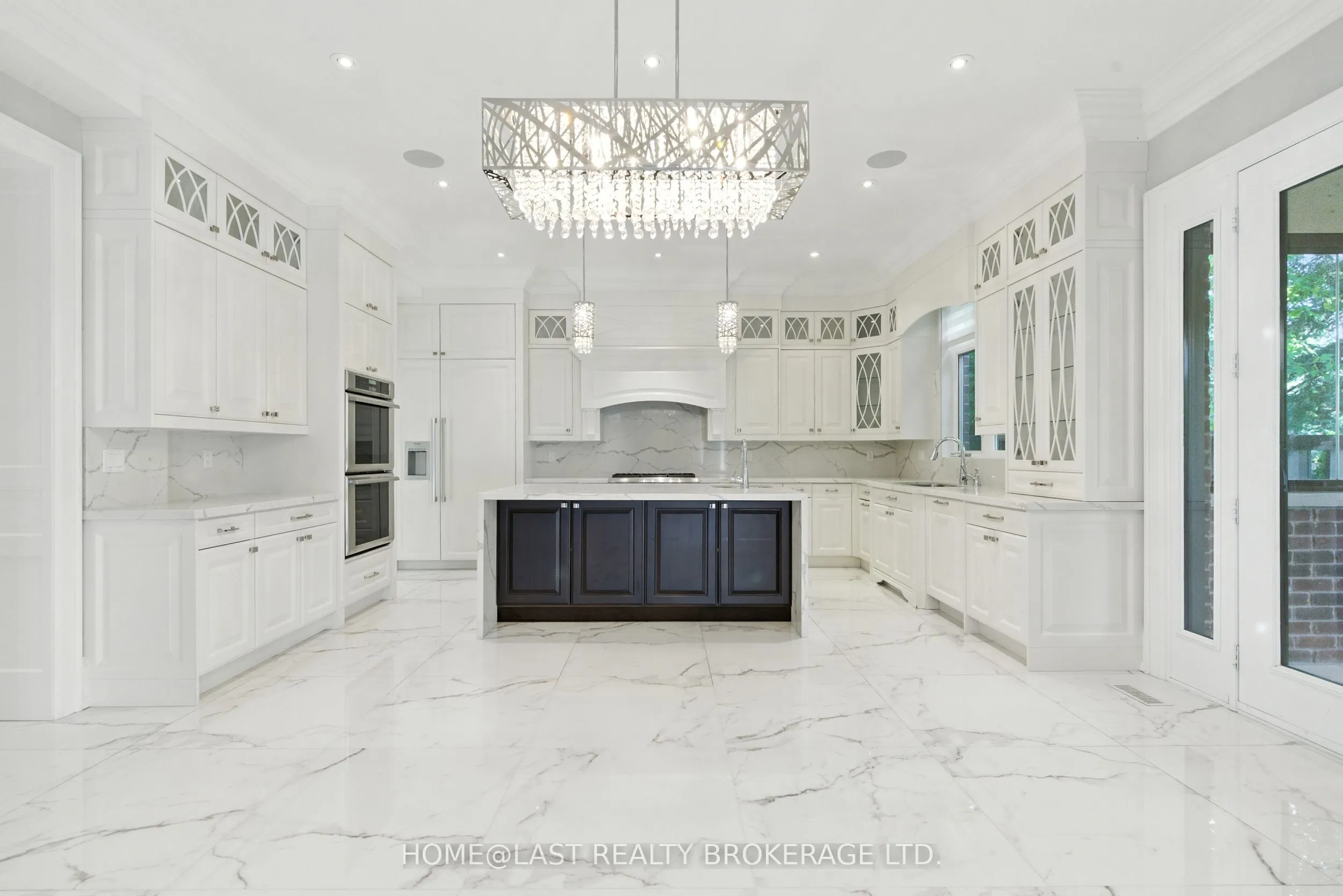 74 Yongehurst Road