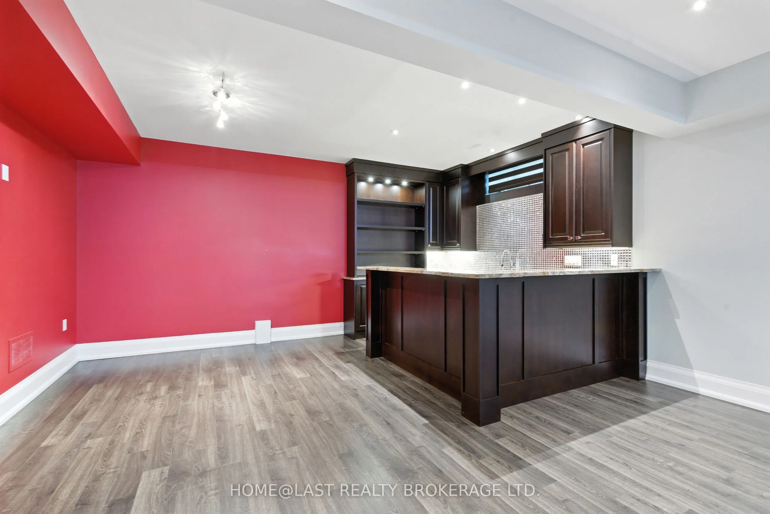 74 Yongehurst Road