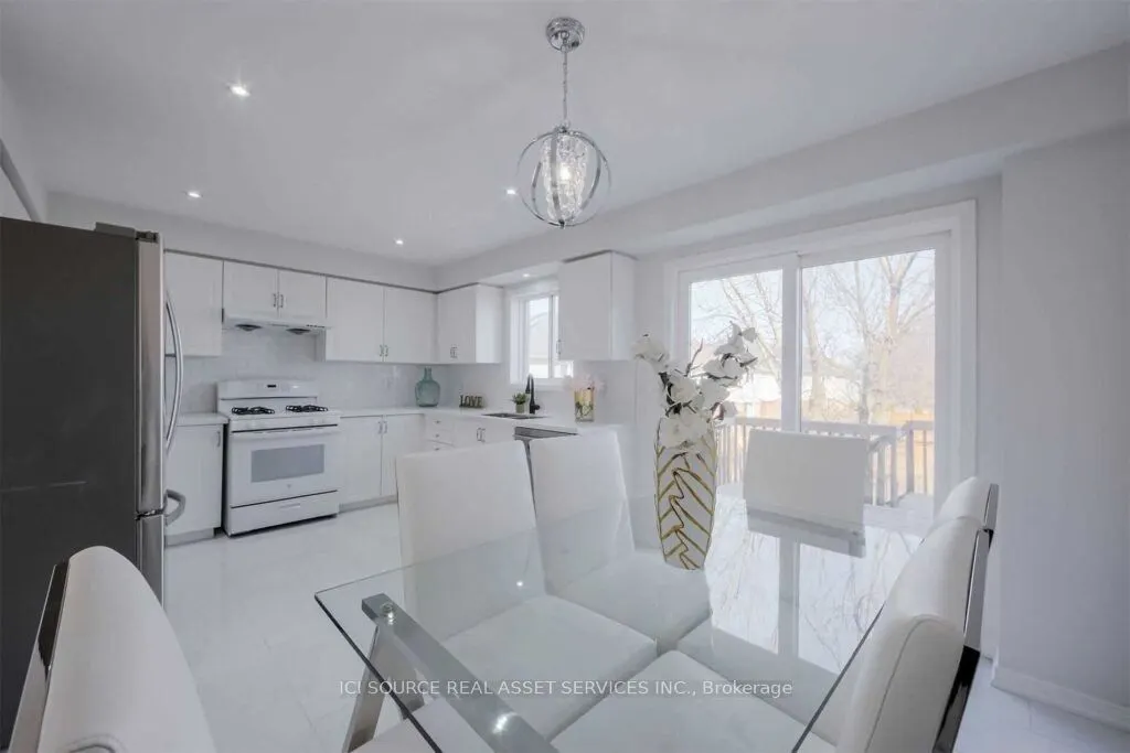 353 Silken Laumann Drive