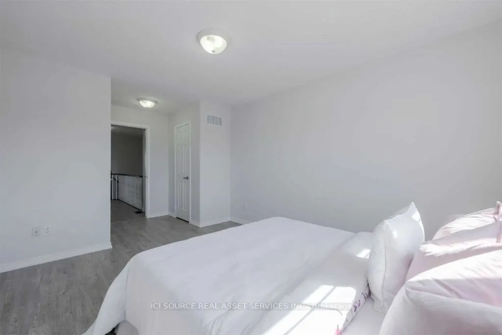 353 Silken Laumann Drive