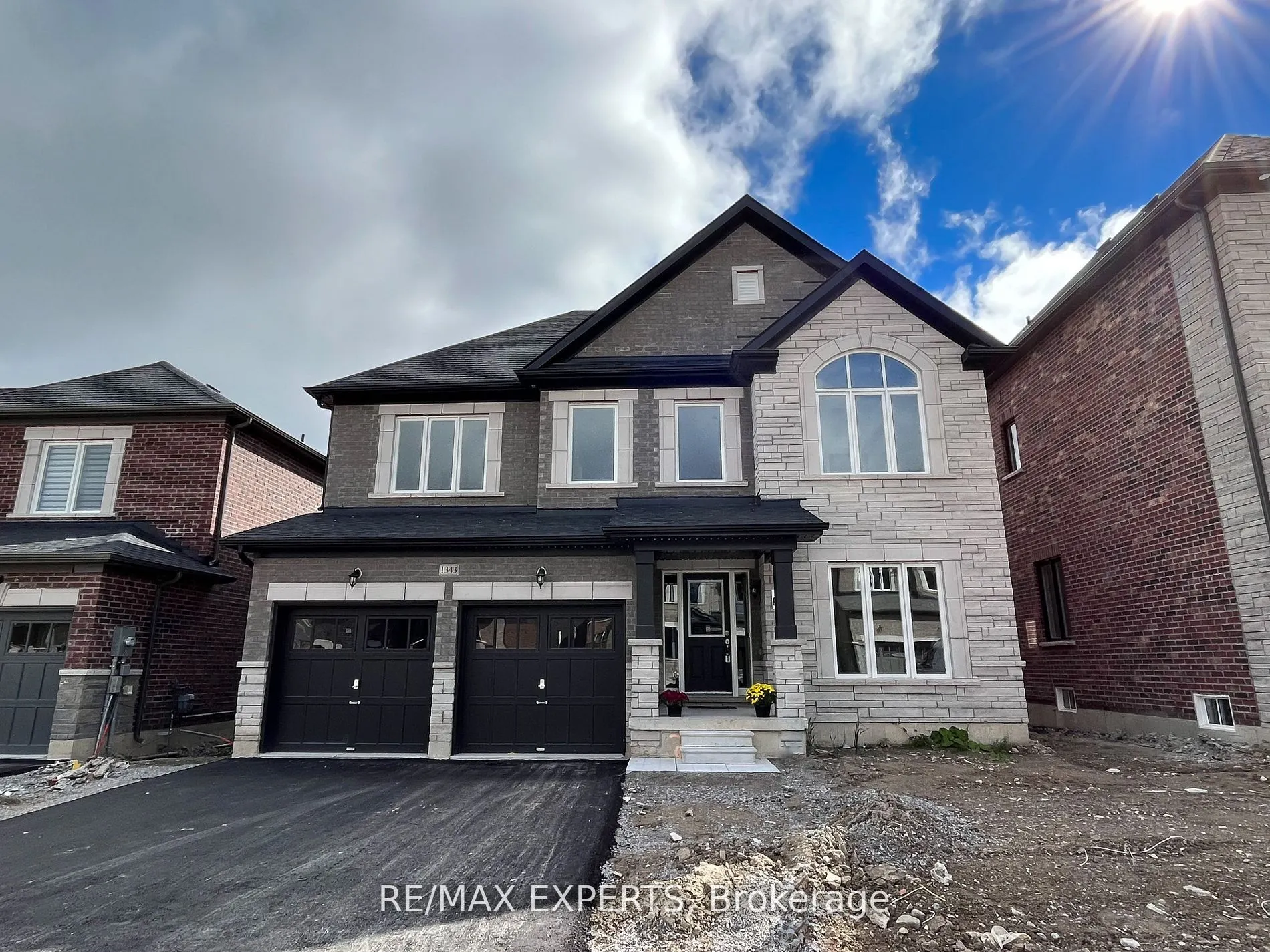 1343 Harrington Street, #Upper