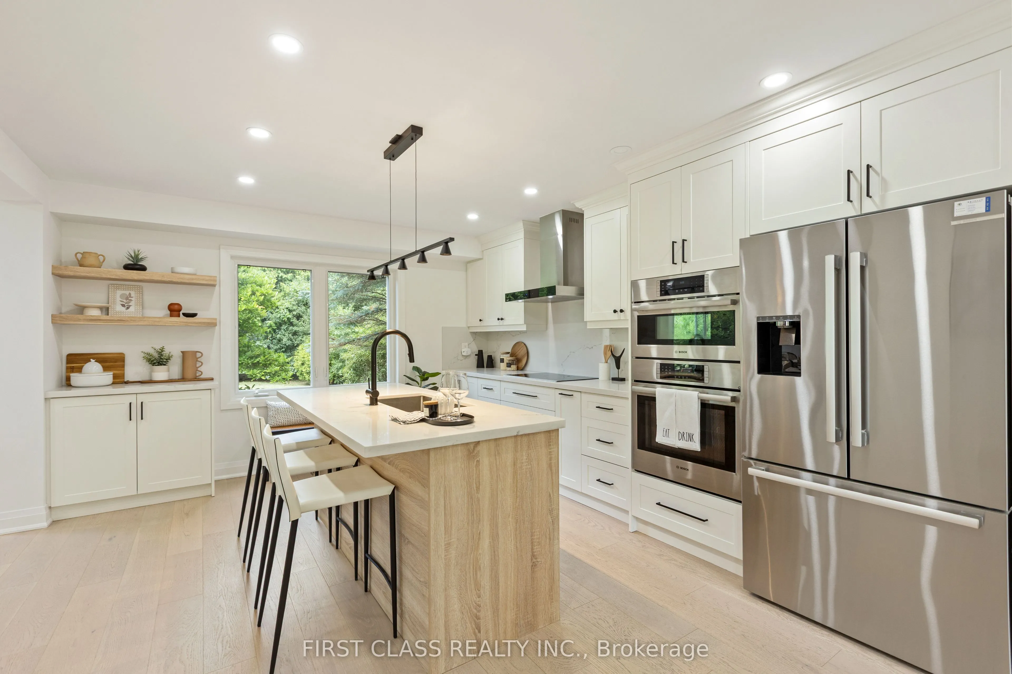 679 Village Parkway