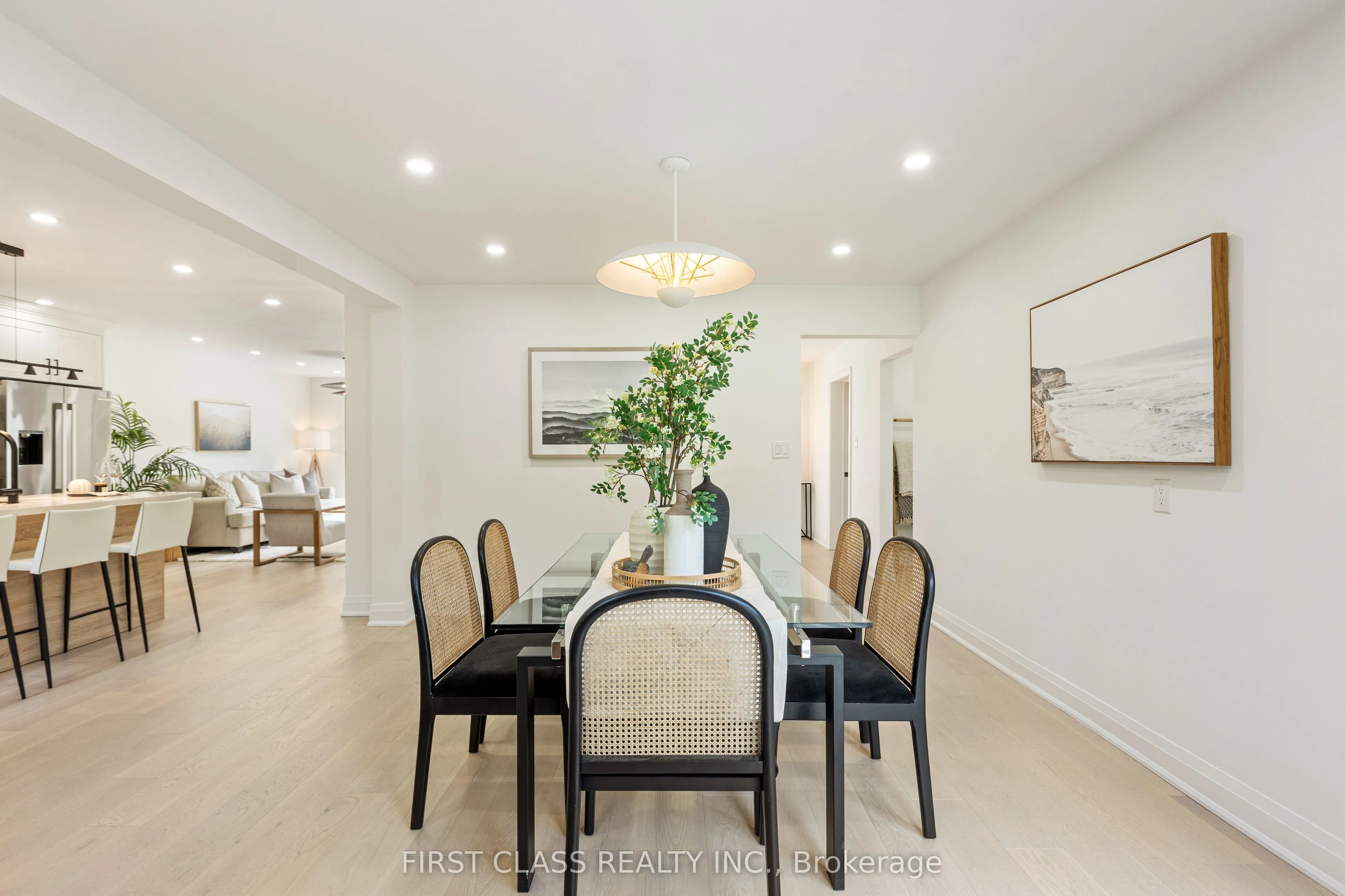 679 Village Parkway