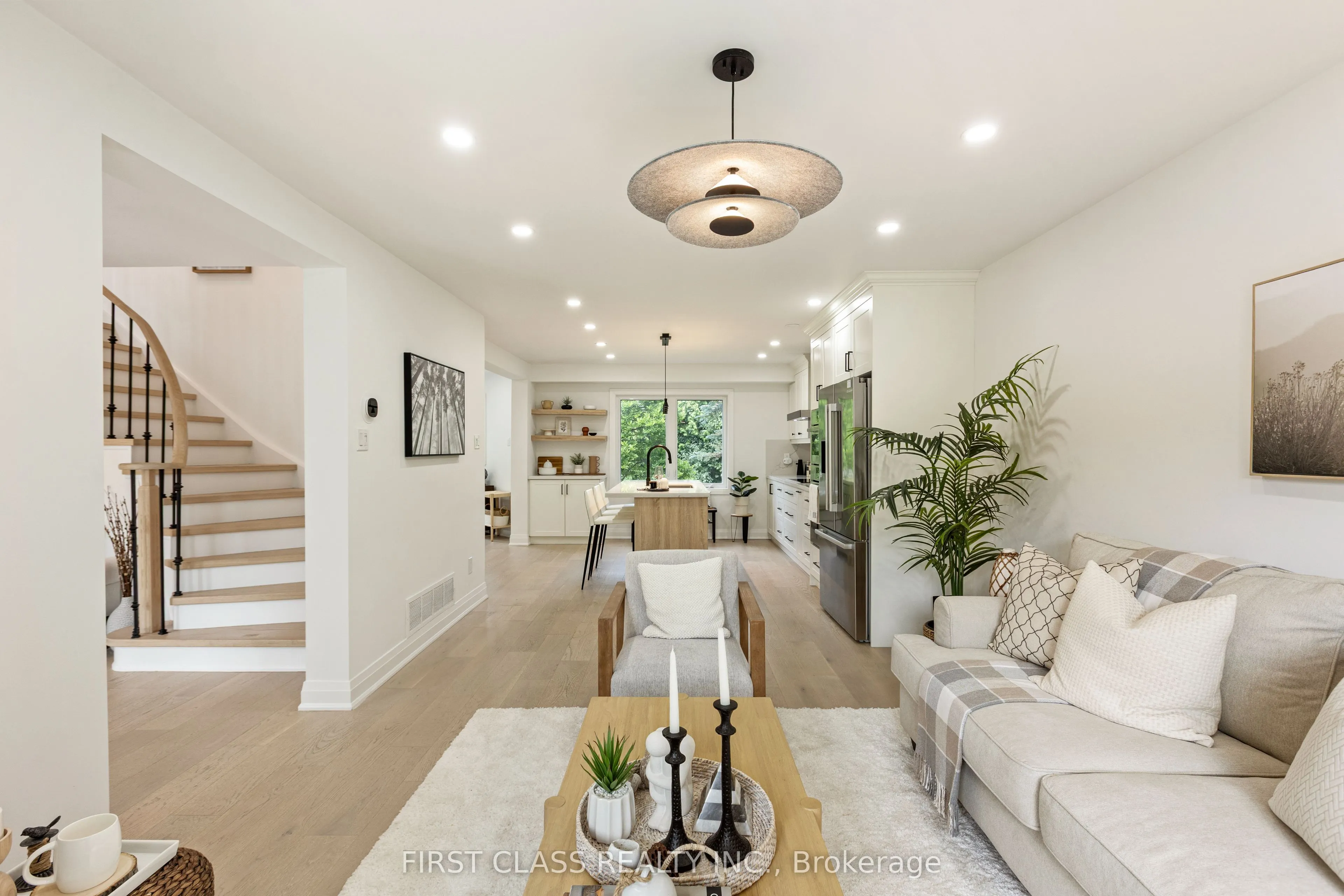 679 Village Parkway