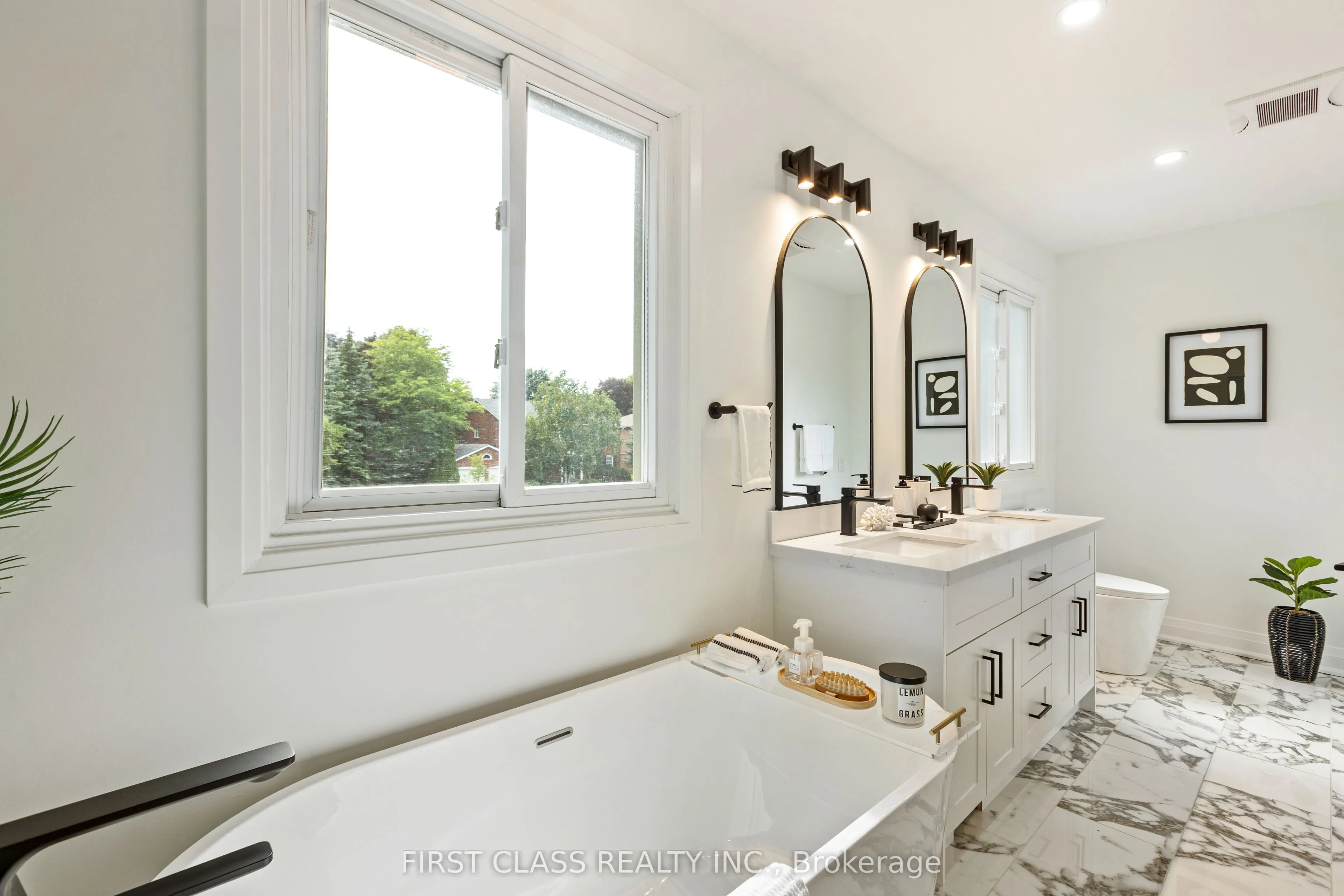 679 Village Parkway