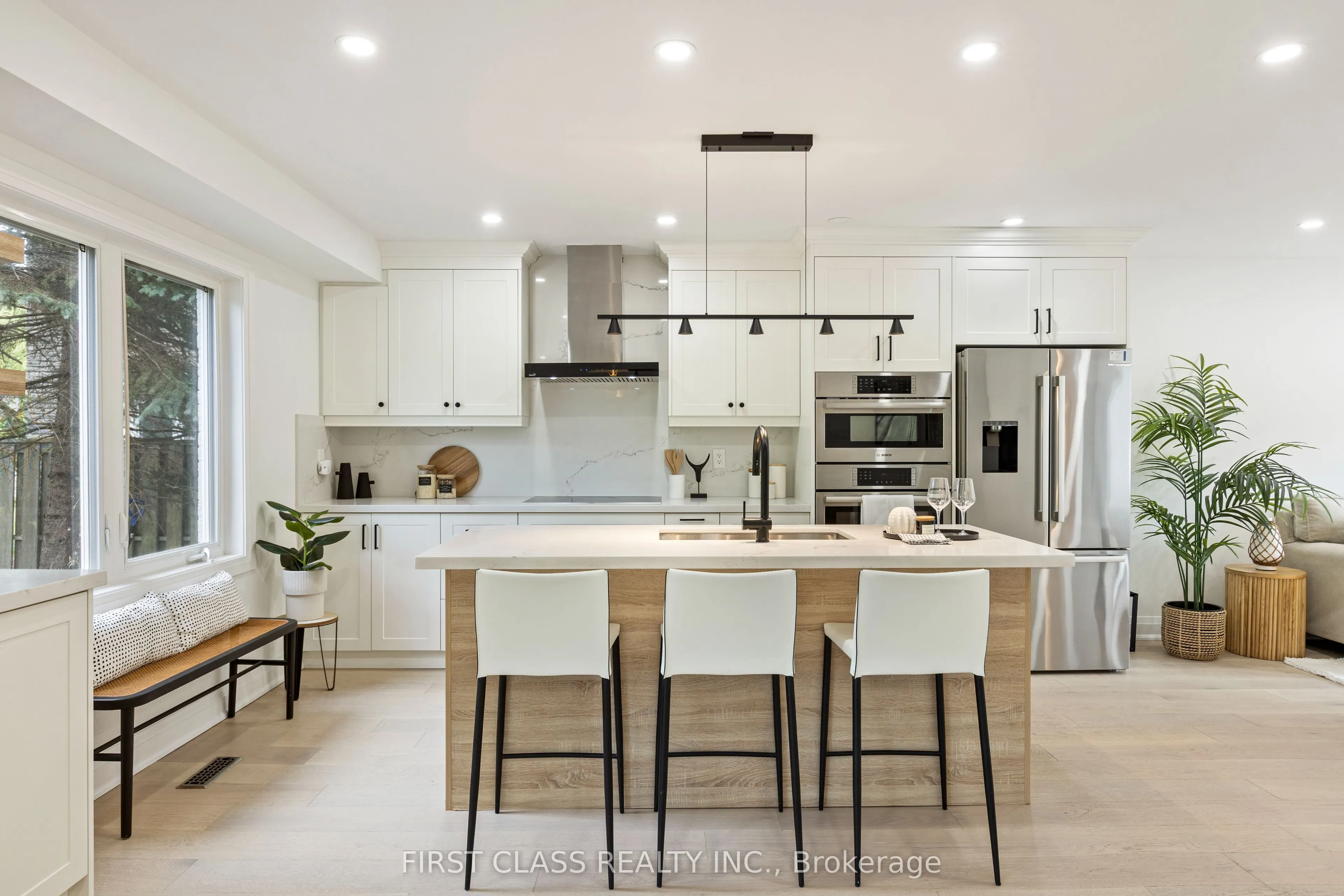 679 Village Parkway