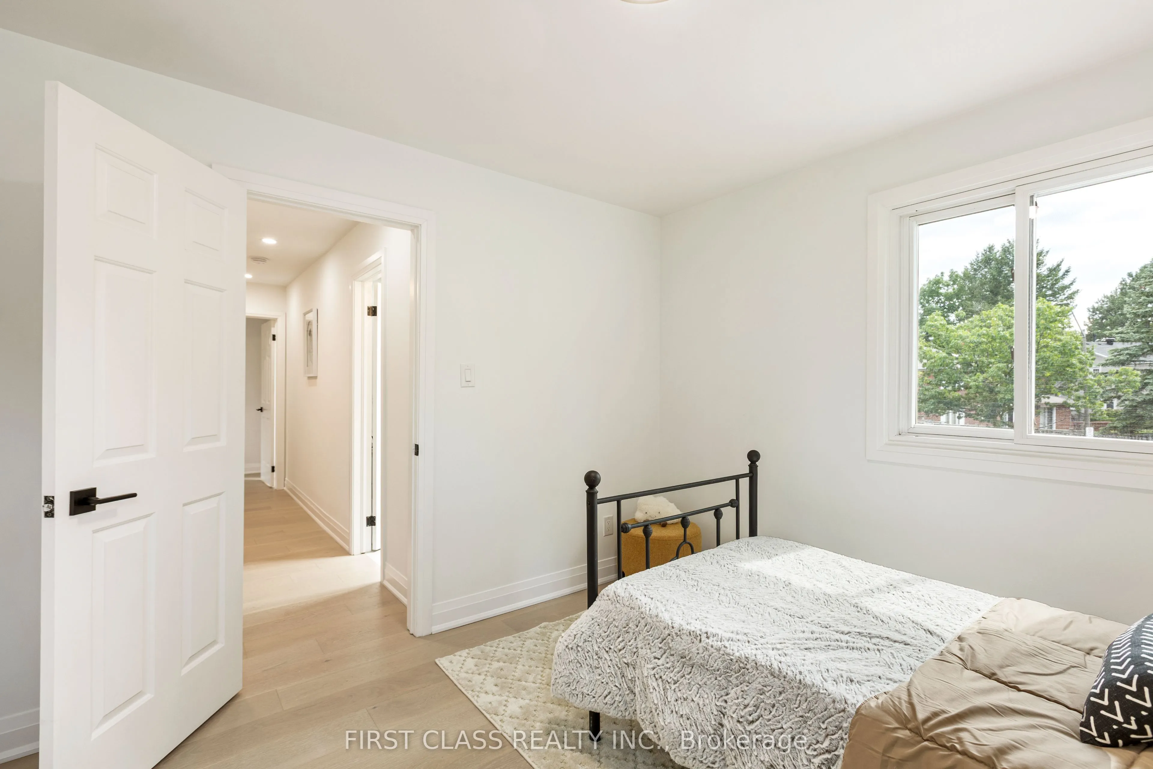 679 Village Parkway