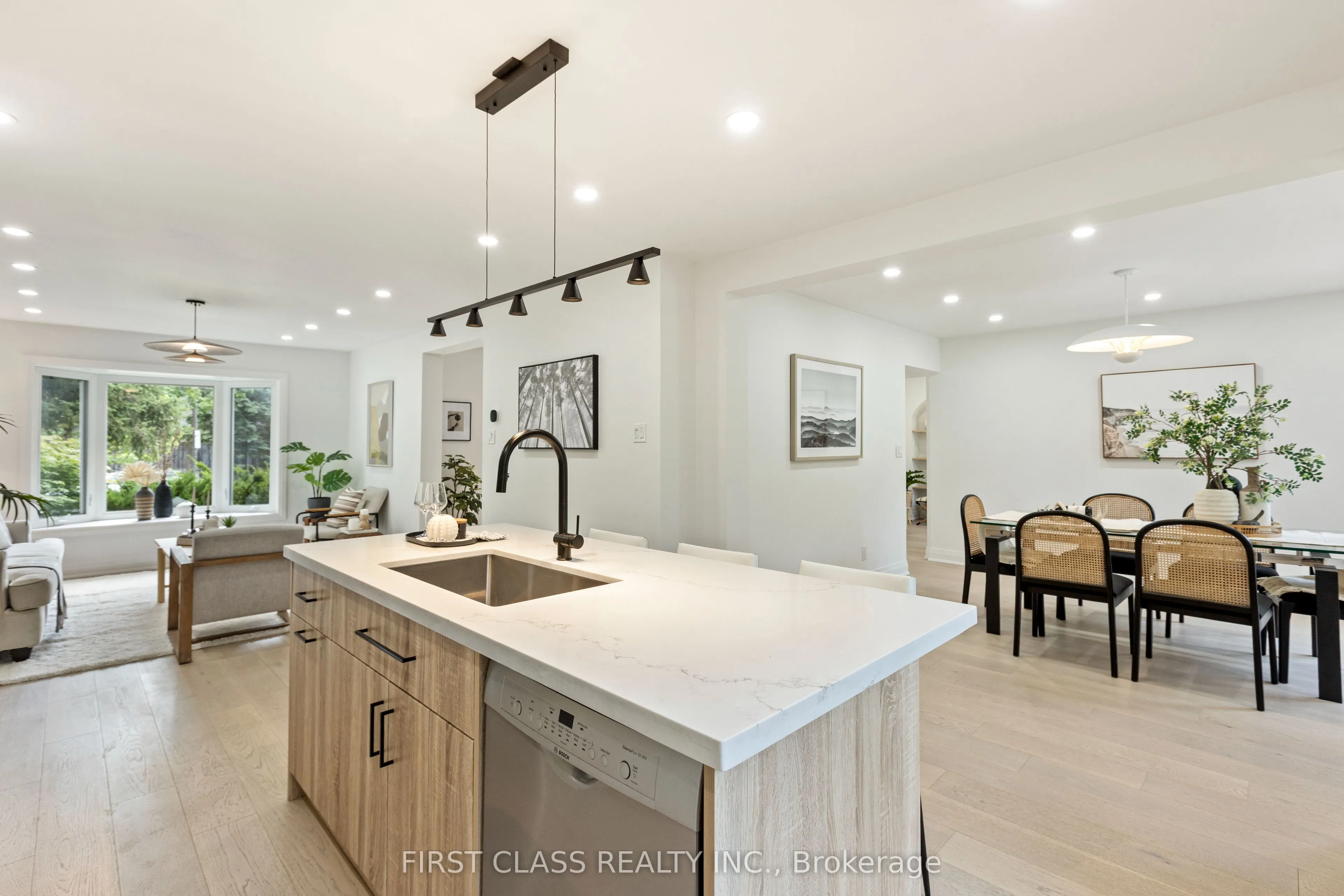 679 Village Parkway