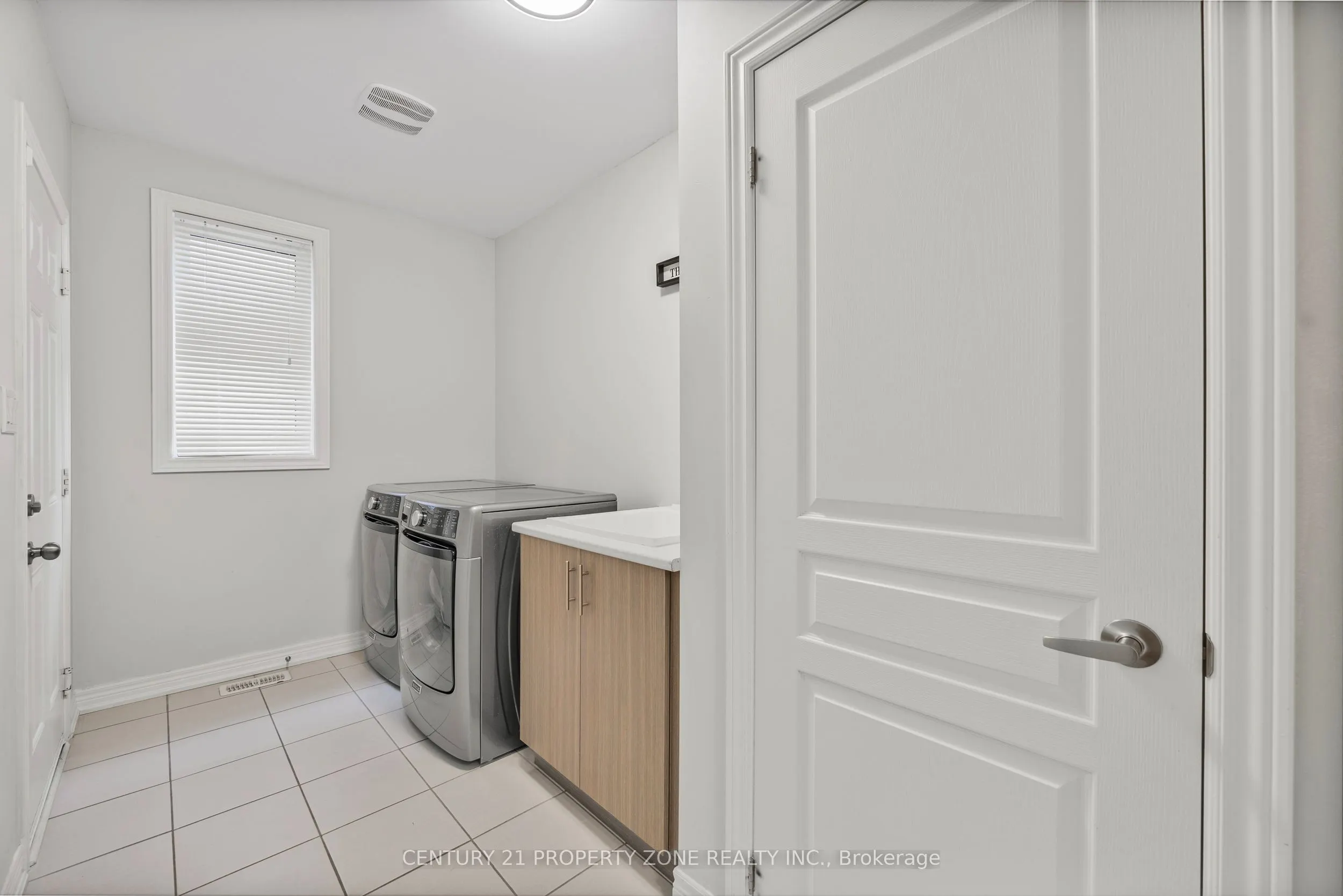 919 Green Street
