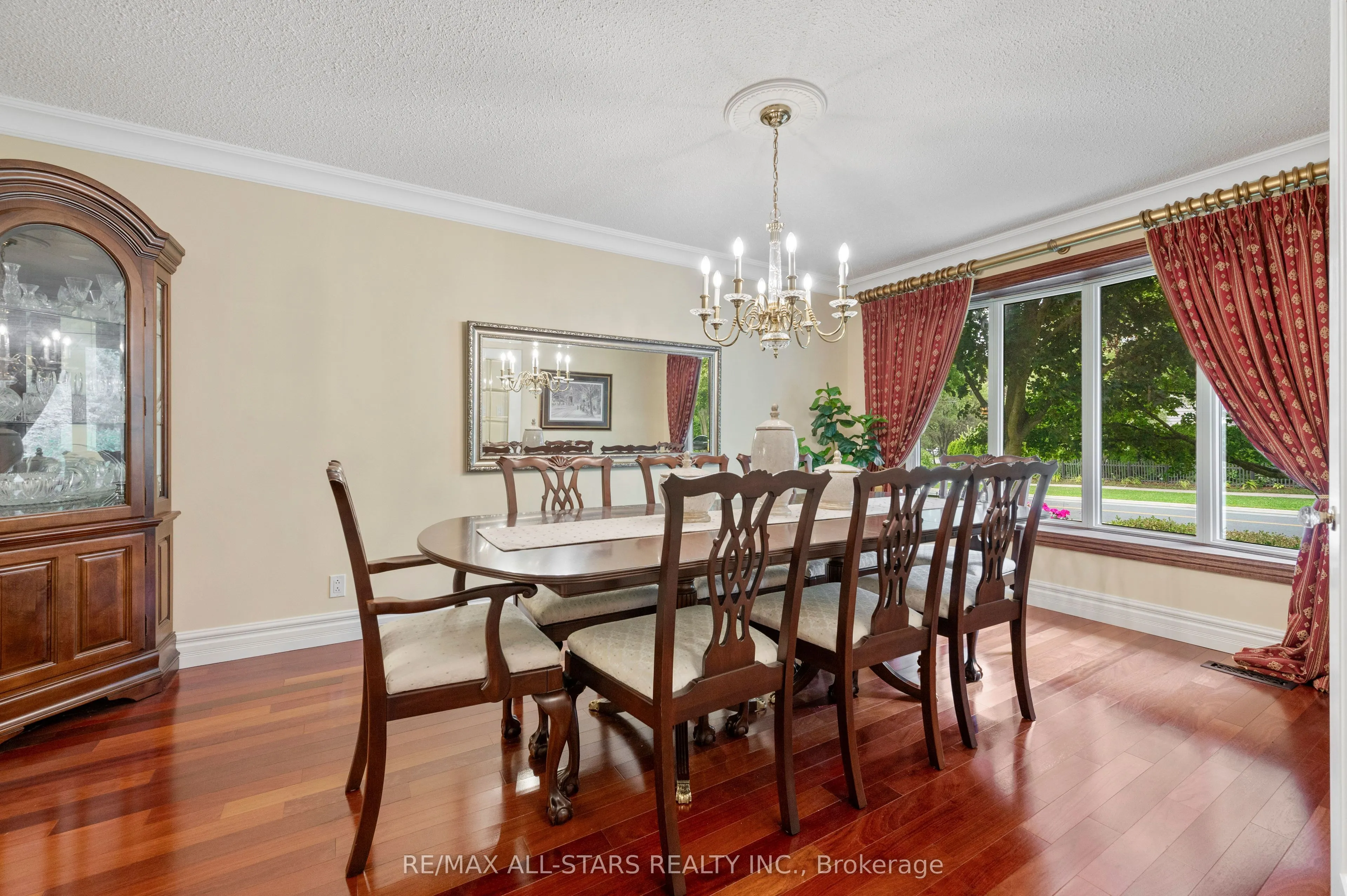 603 Village Parkway
