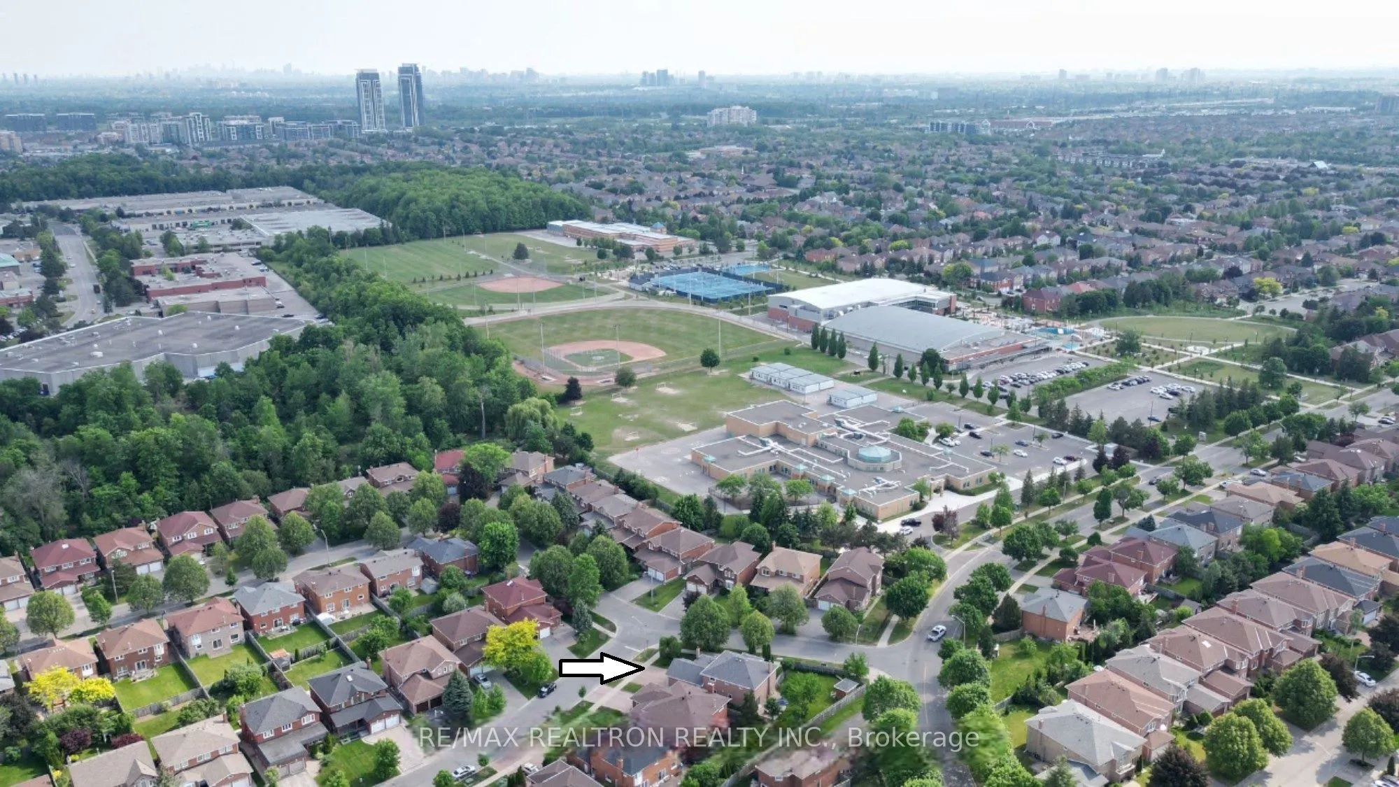 2 Glenhurst Road