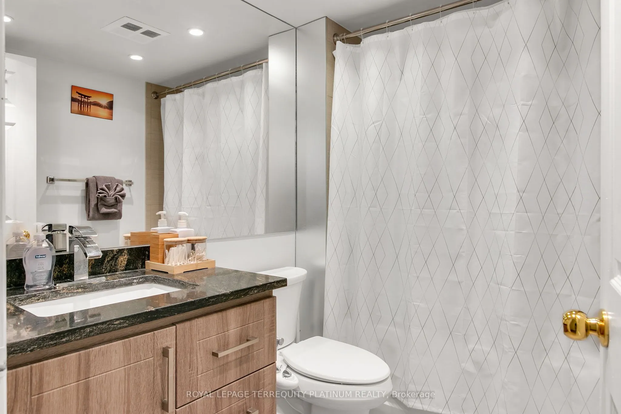 175 Cedar Avenue, #413