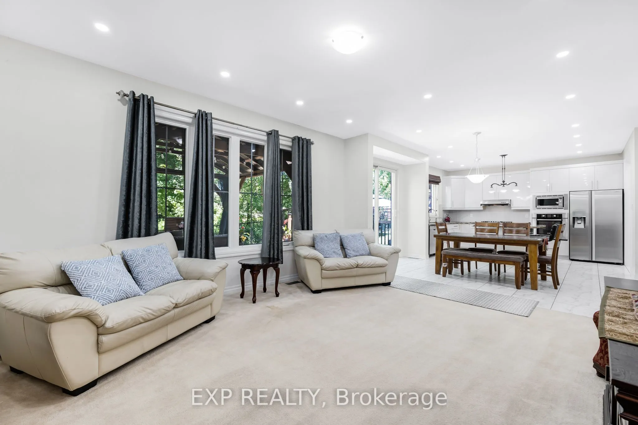 79 Bulmer Crescent