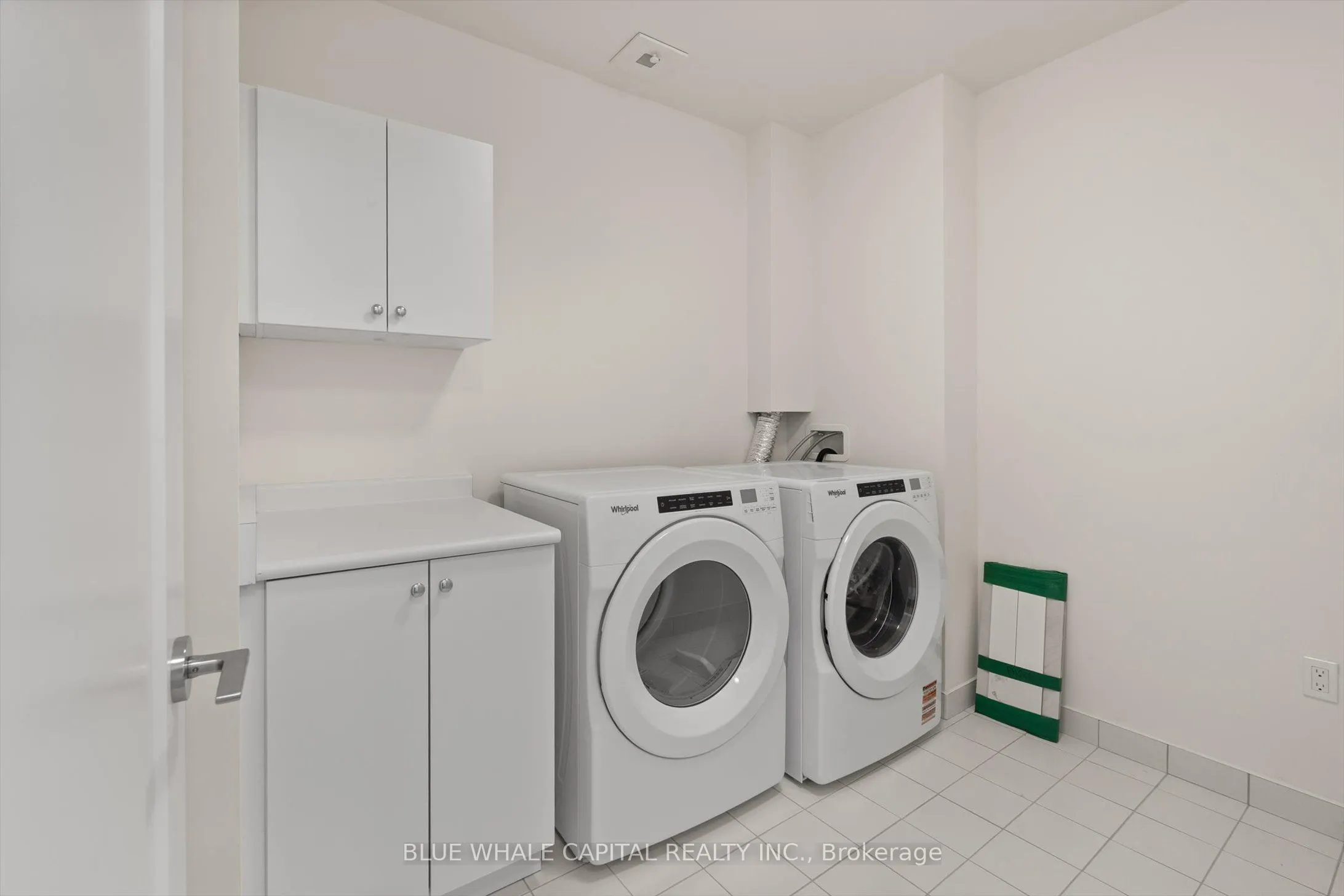 8960 Jane Street, #UPH6