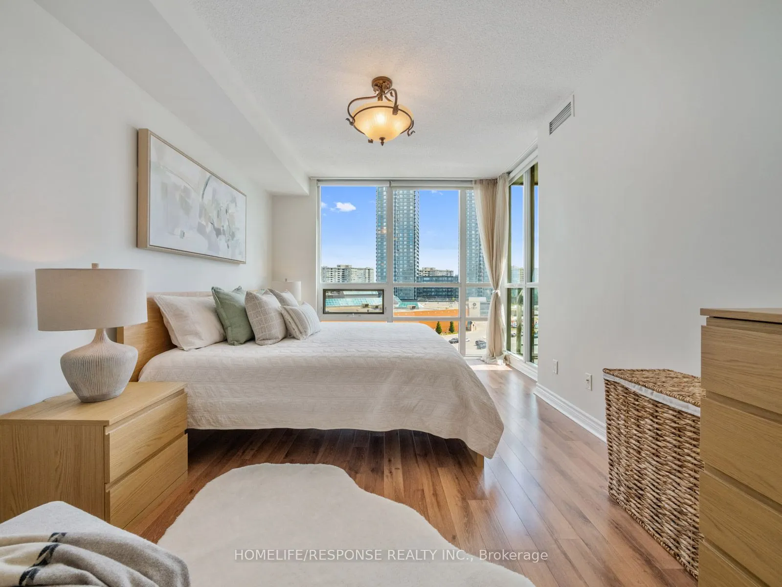 88 Promenade Circle, #701