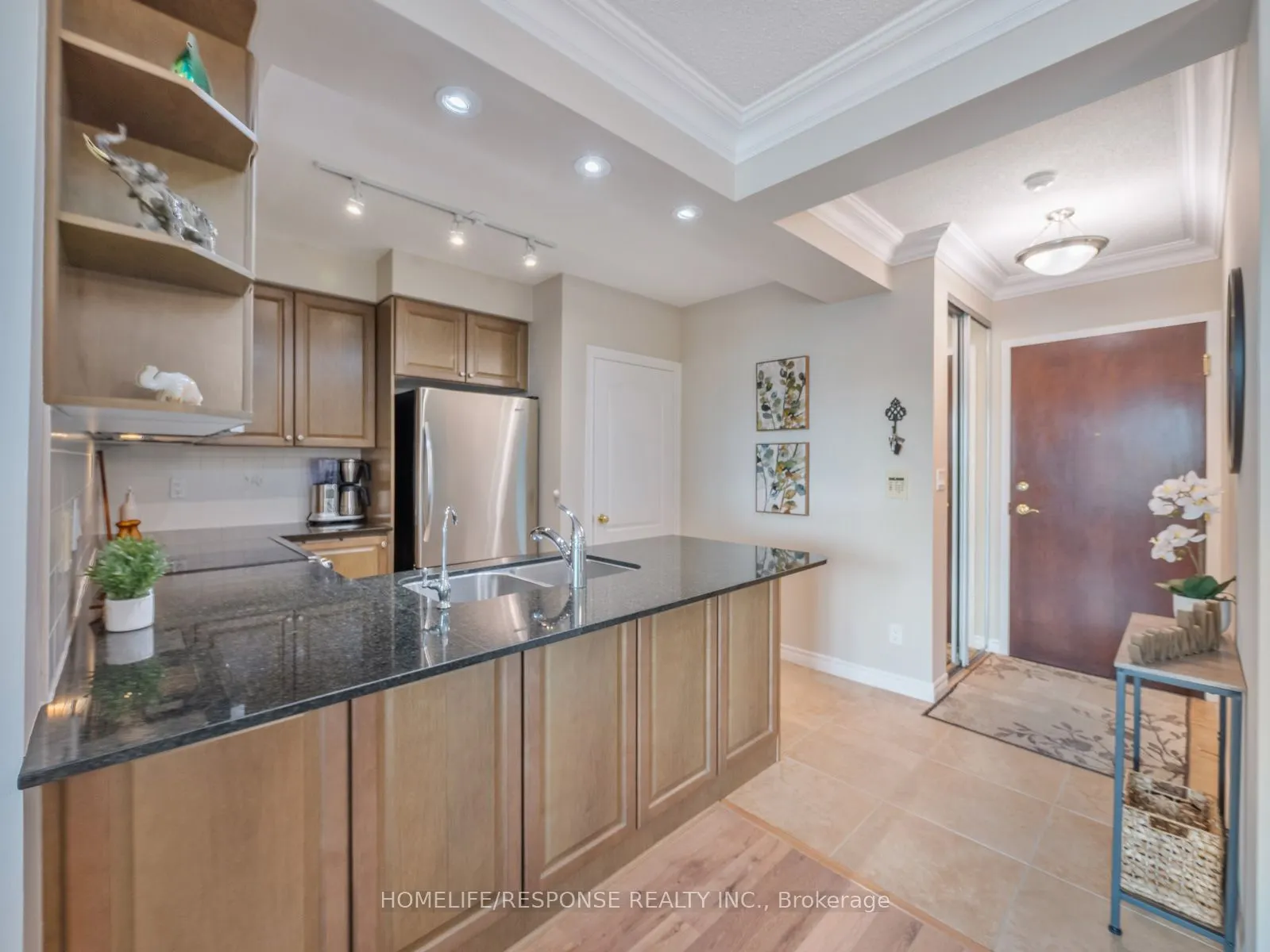 88 Promenade Circle, #701