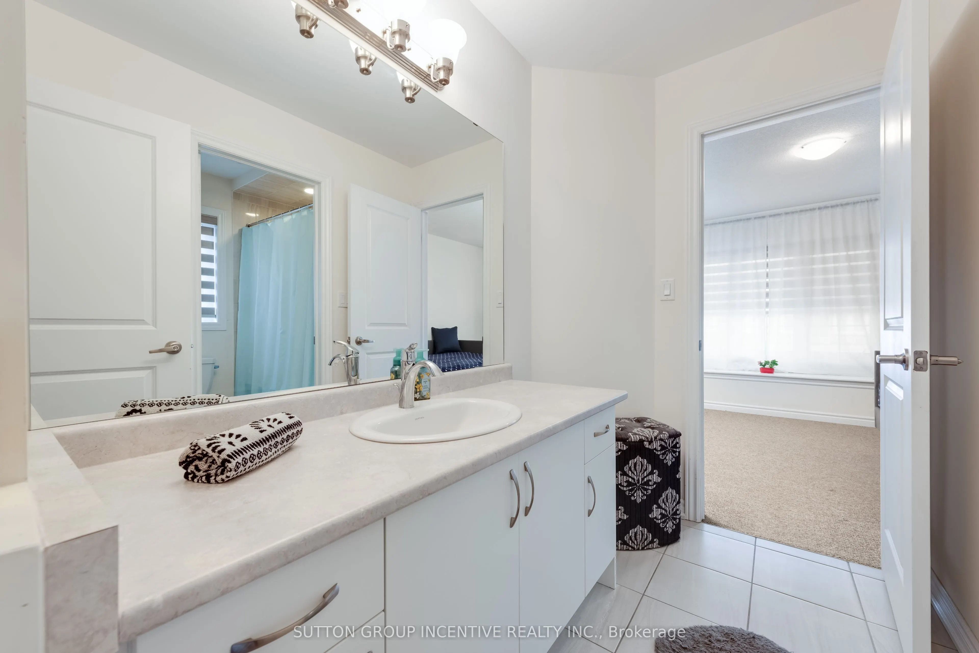 2271 Grainger Loop