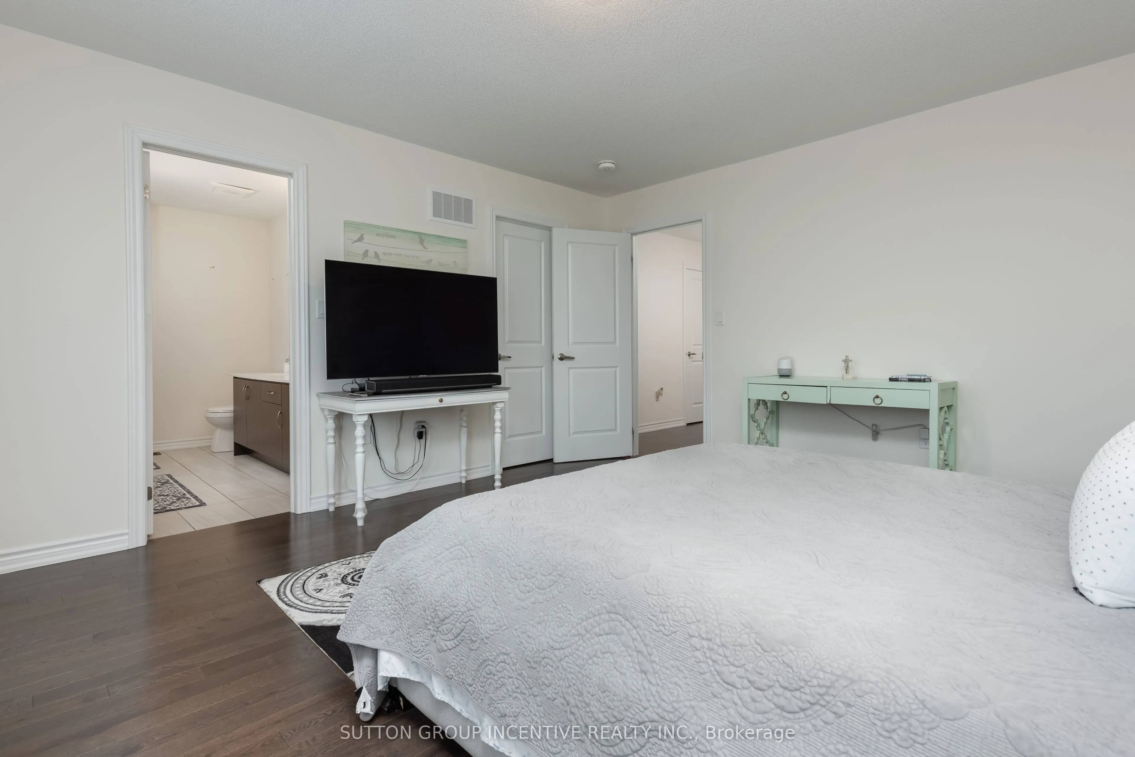 2271 Grainger Loop