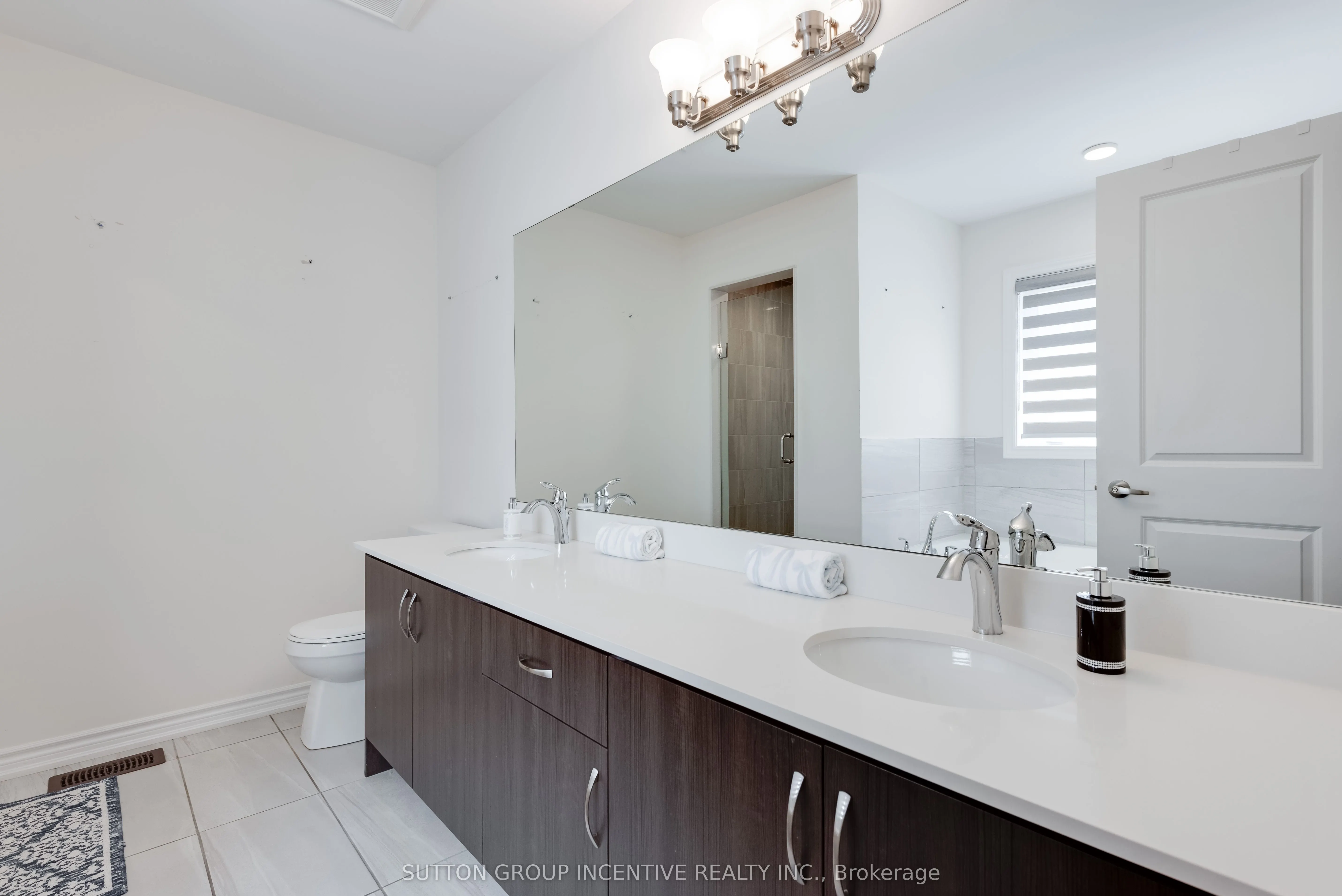 2271 Grainger Loop