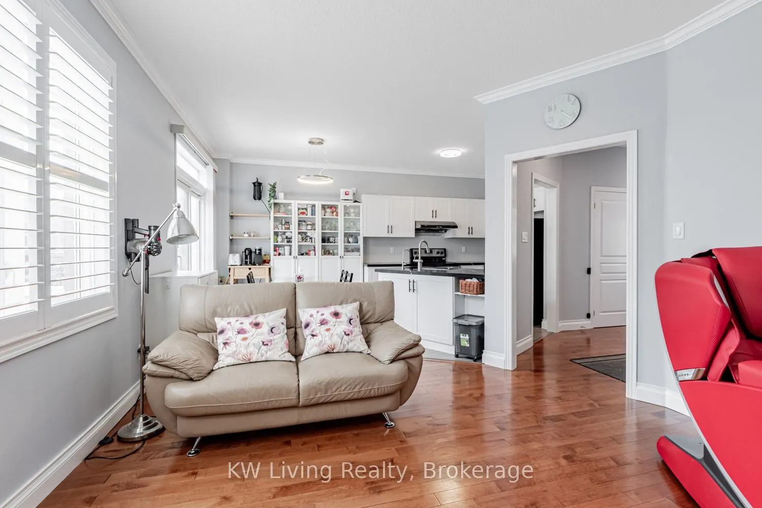 29 Lakespring Drive