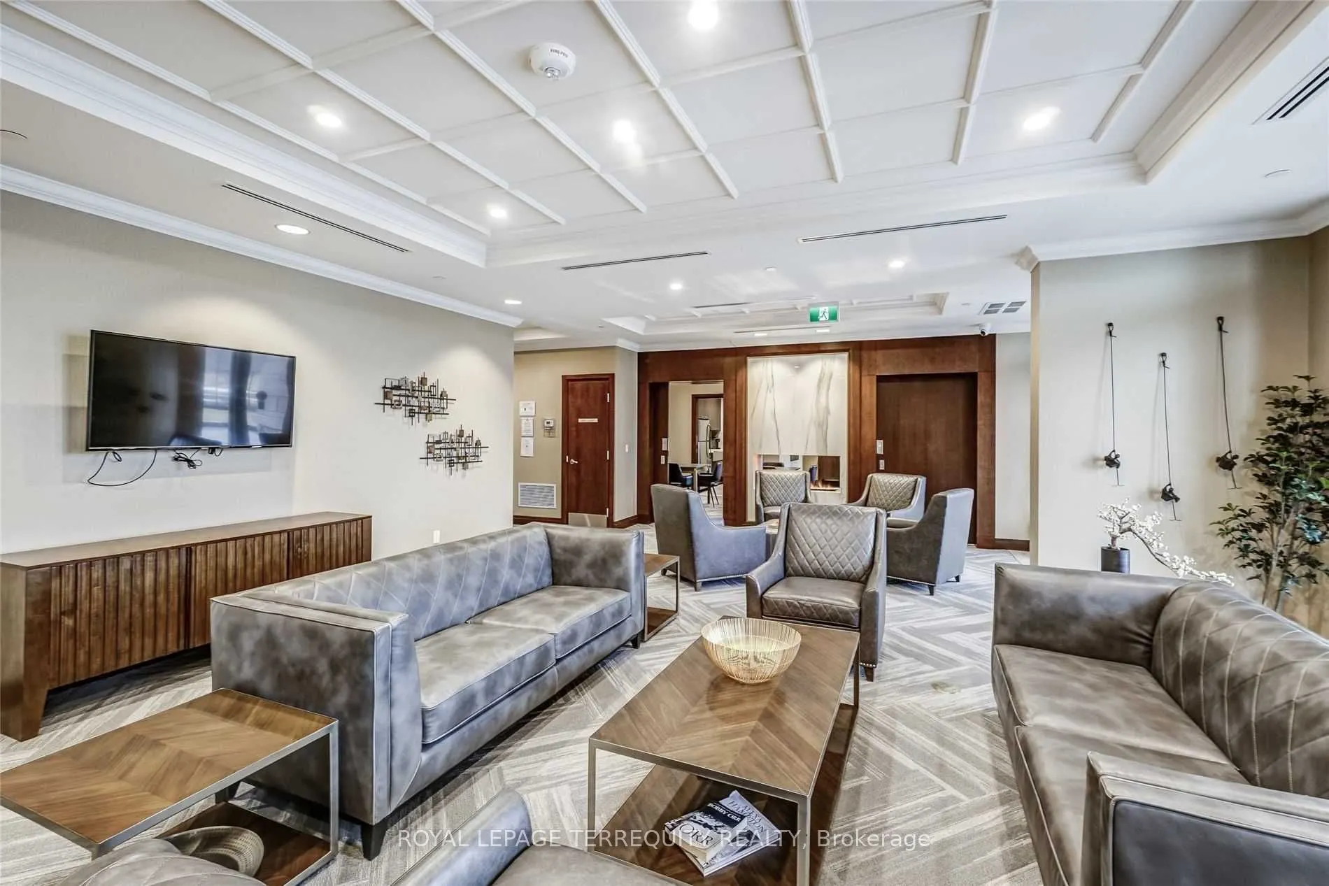 25 Baker Hill Boulevard, #322