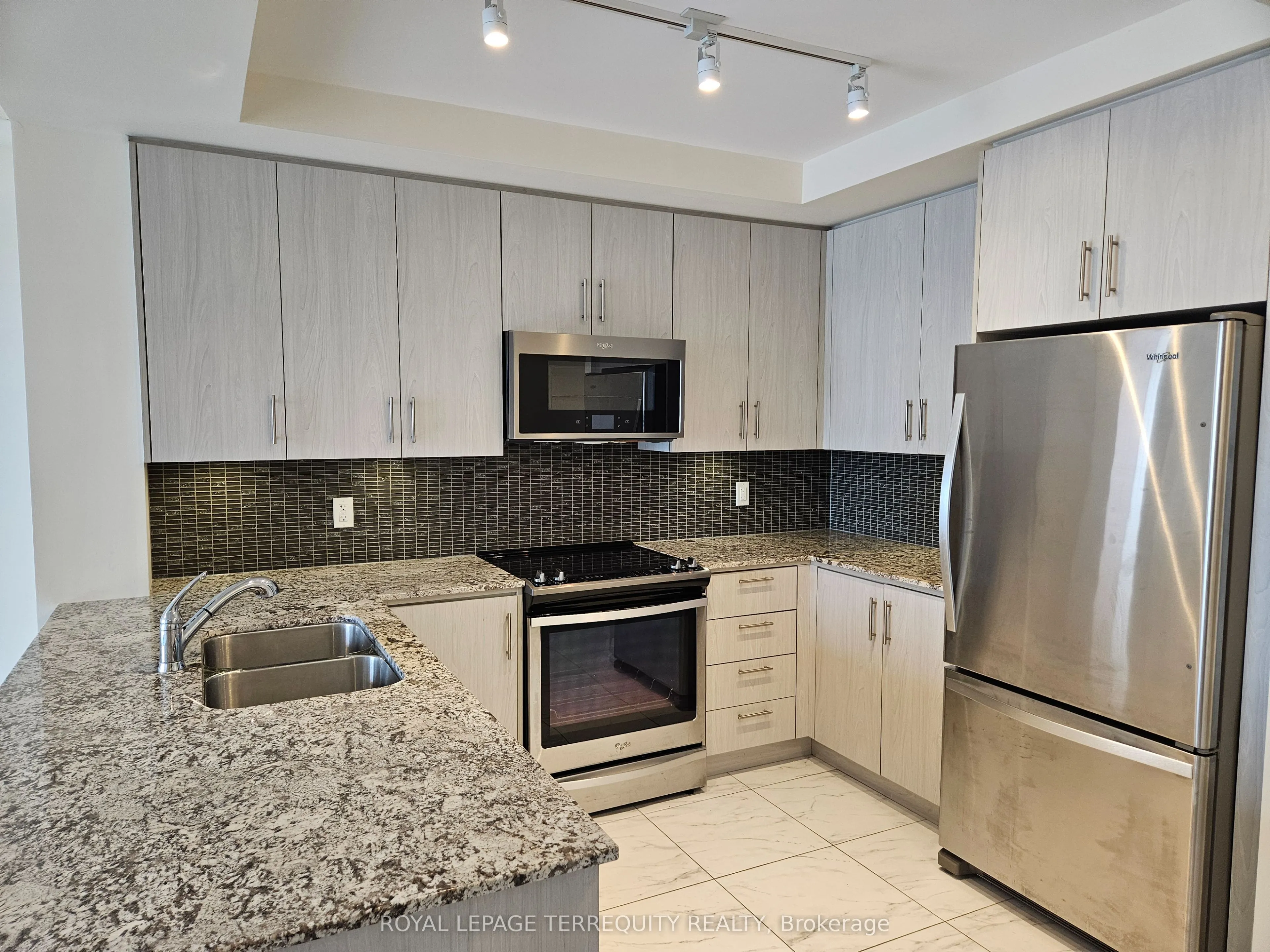 25 Baker Hill Boulevard, #322