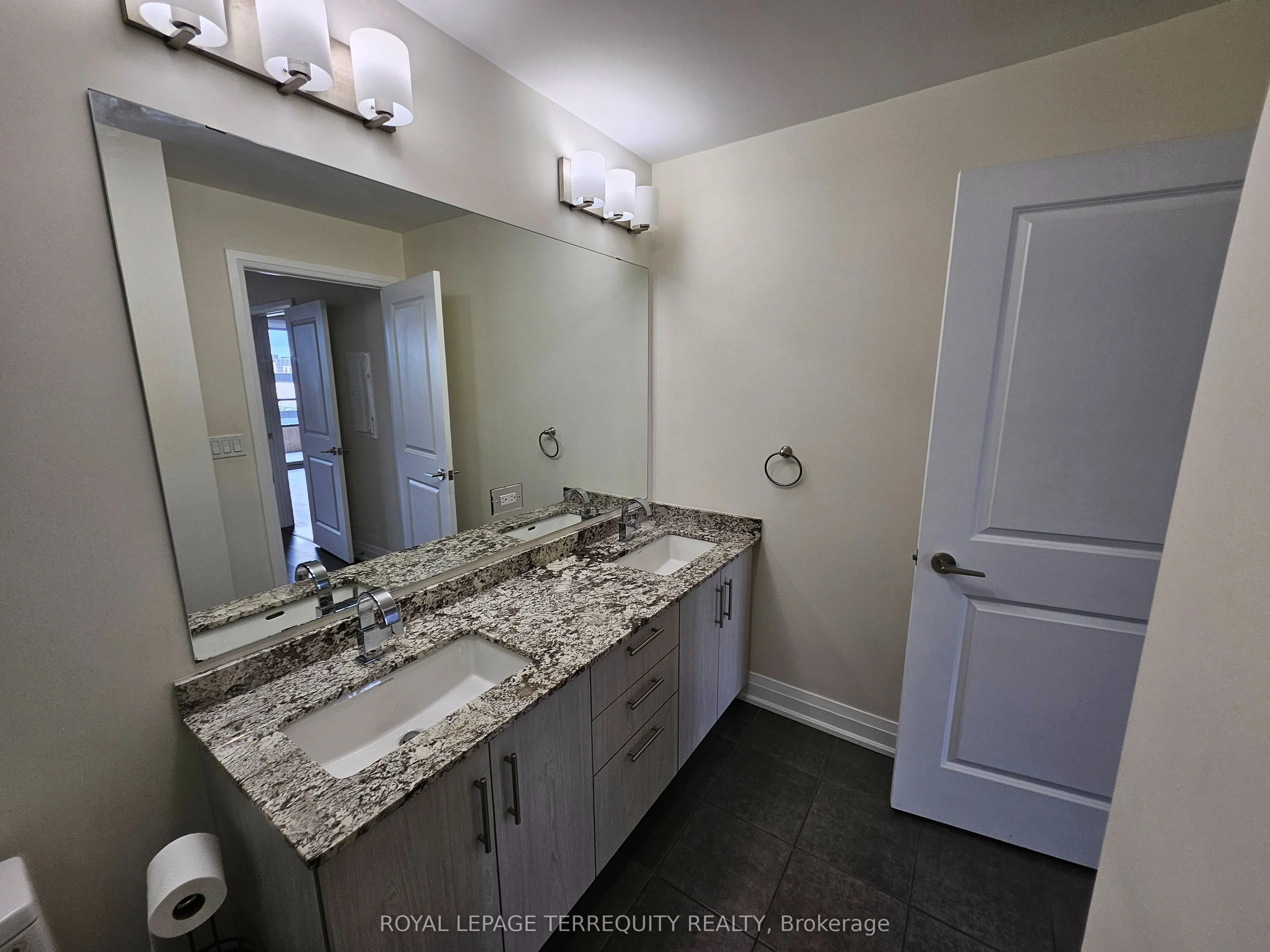 25 Baker Hill Boulevard, #322