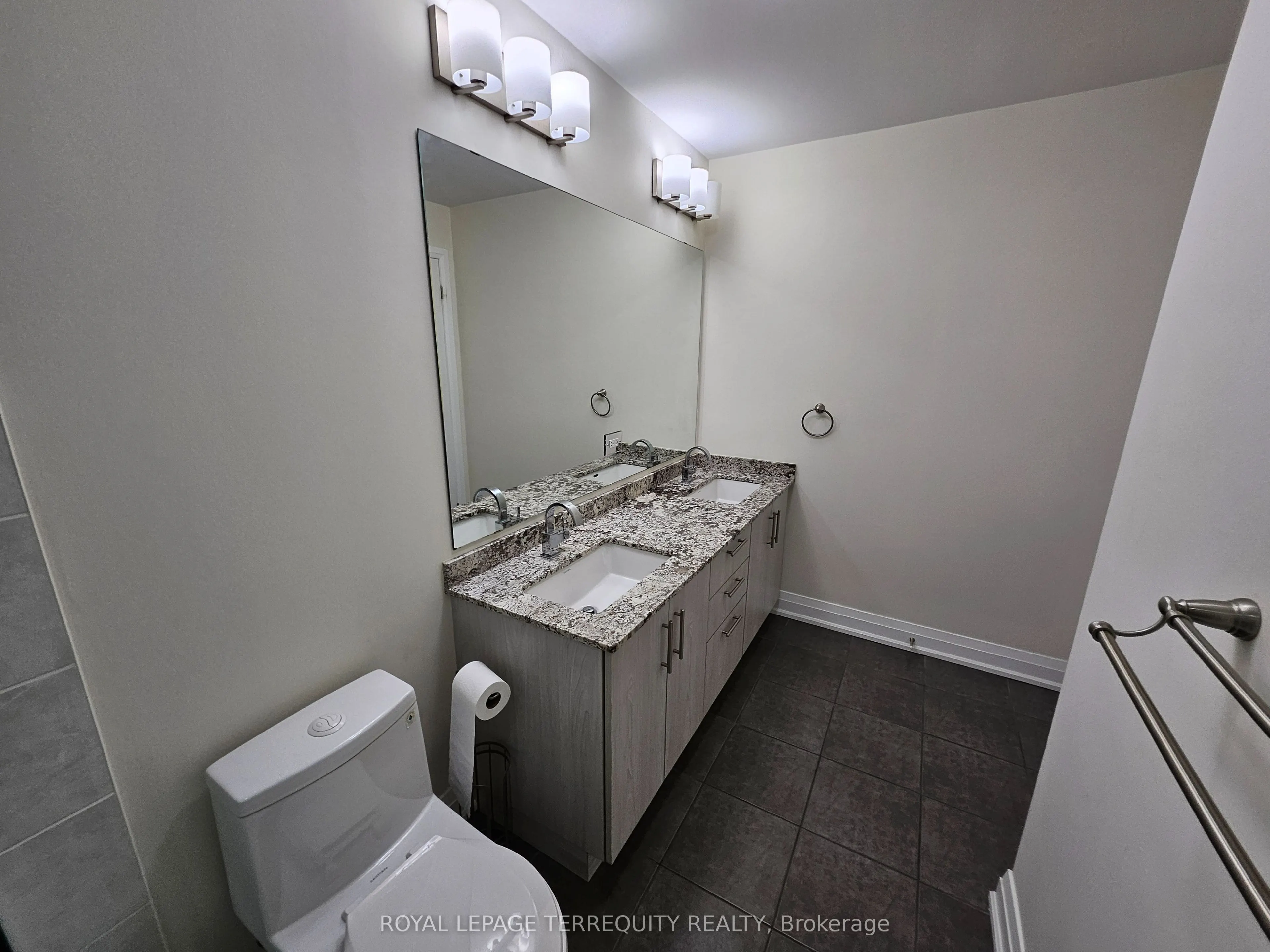 25 Baker Hill Boulevard, #322
