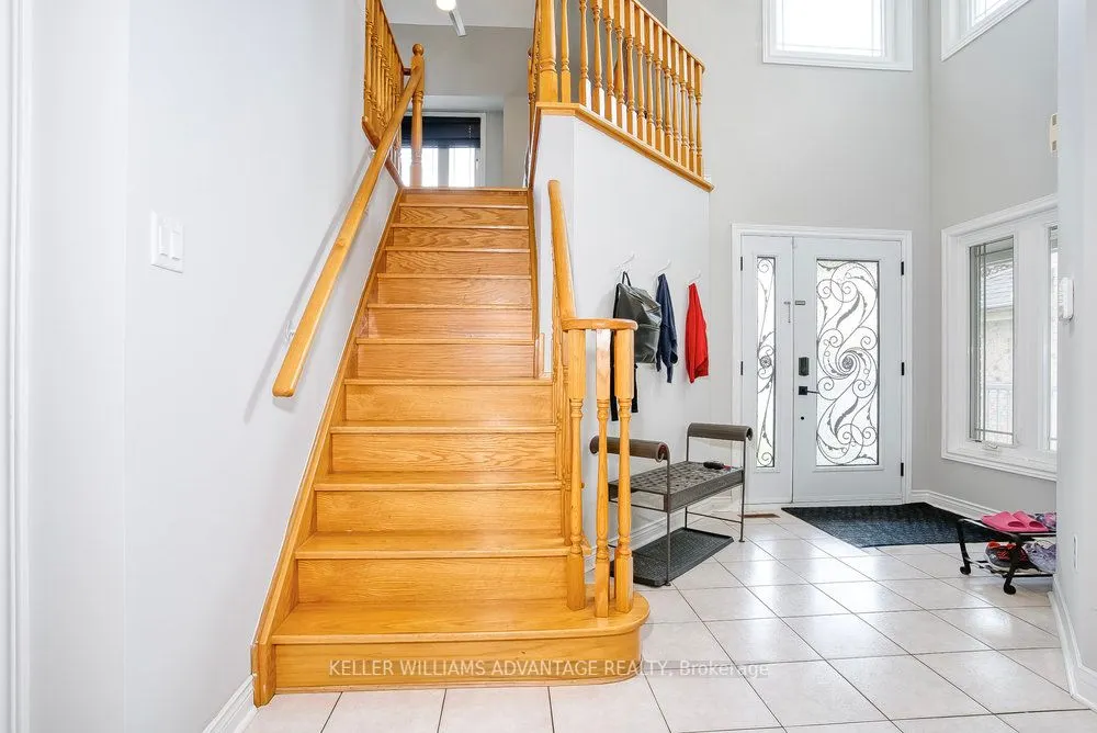 71 Song Bird Drive, #Upper