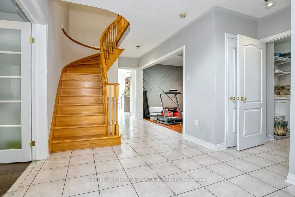 71 Song Bird Drive, #Upper