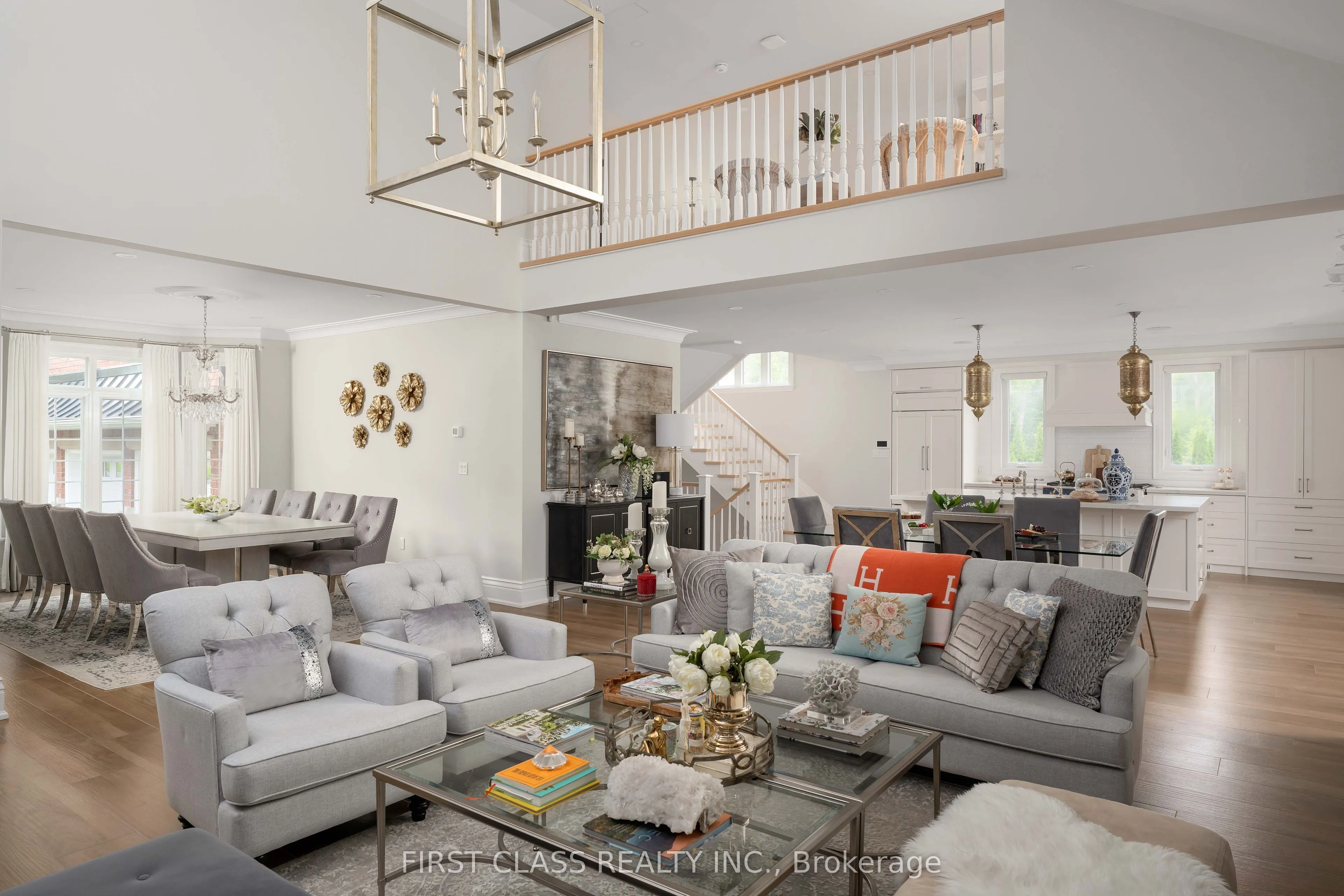 2 Vanvalley Drive