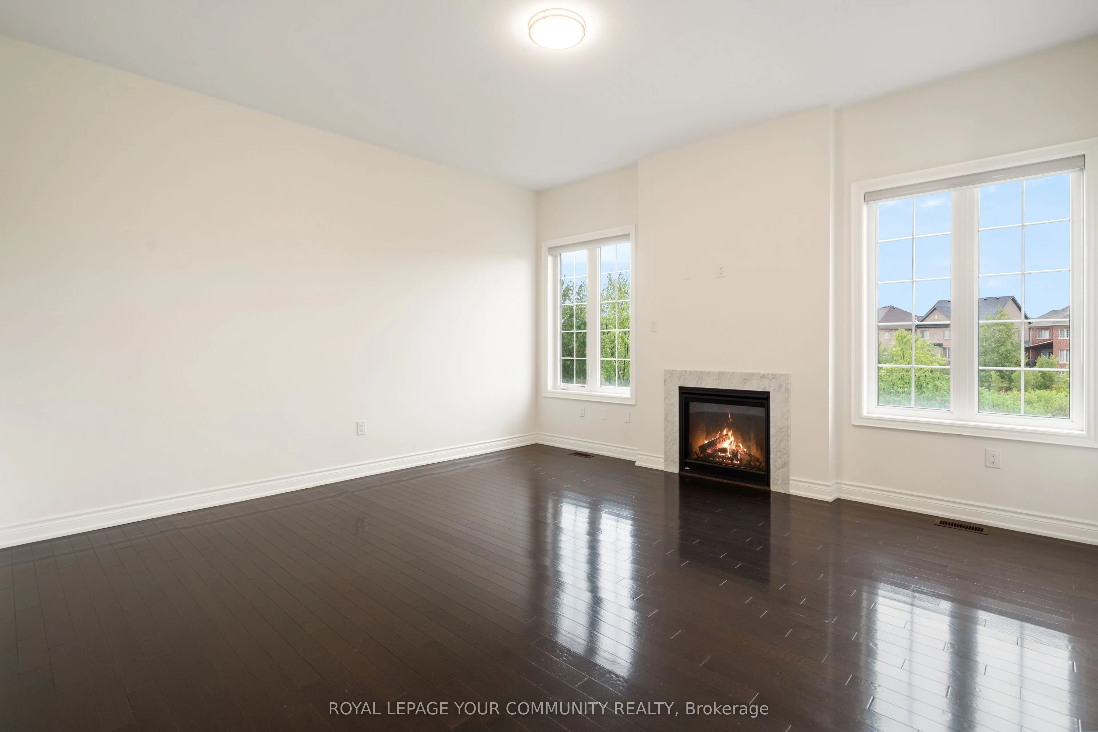 23 Pelee Avenue