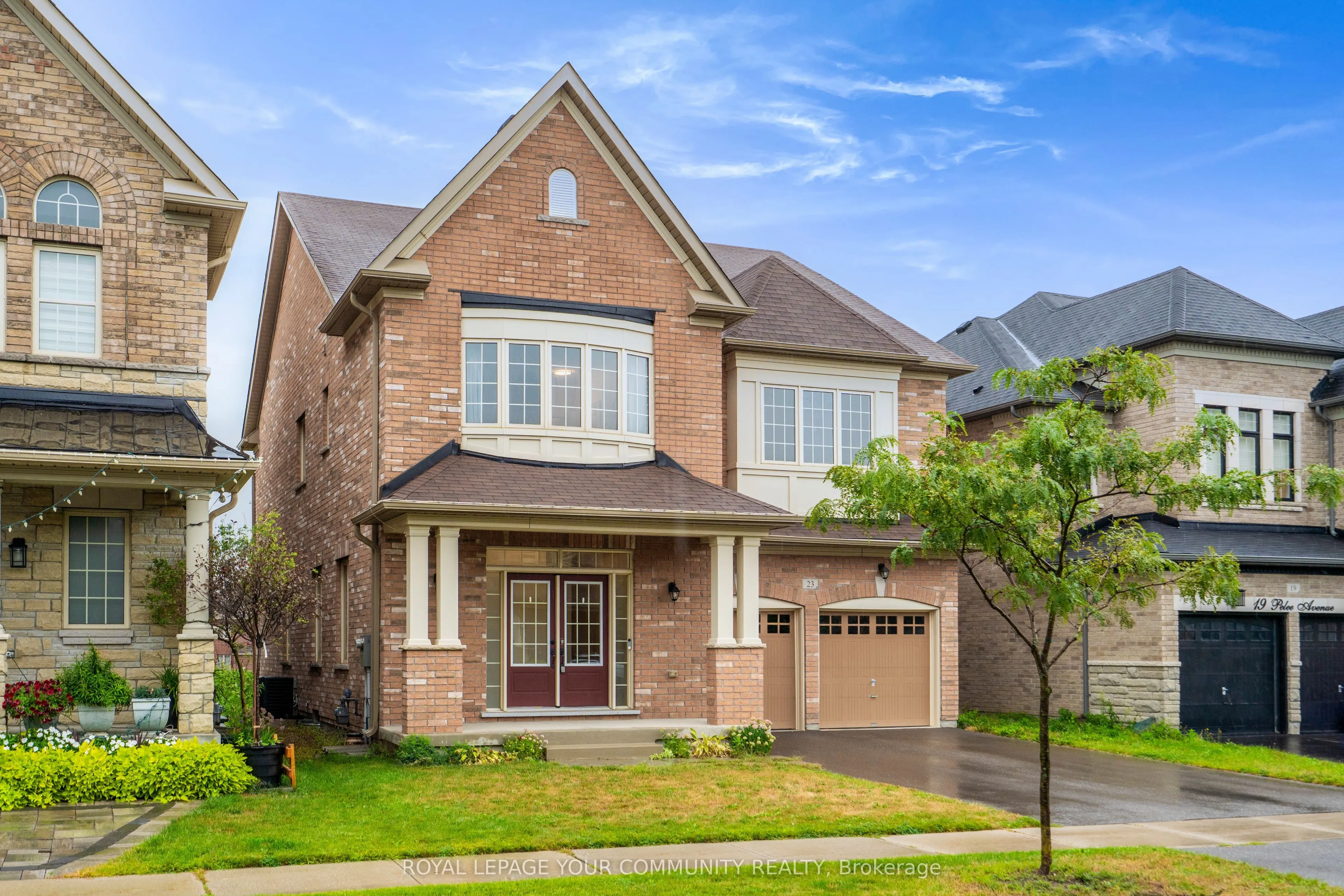 23 Pelee Avenue