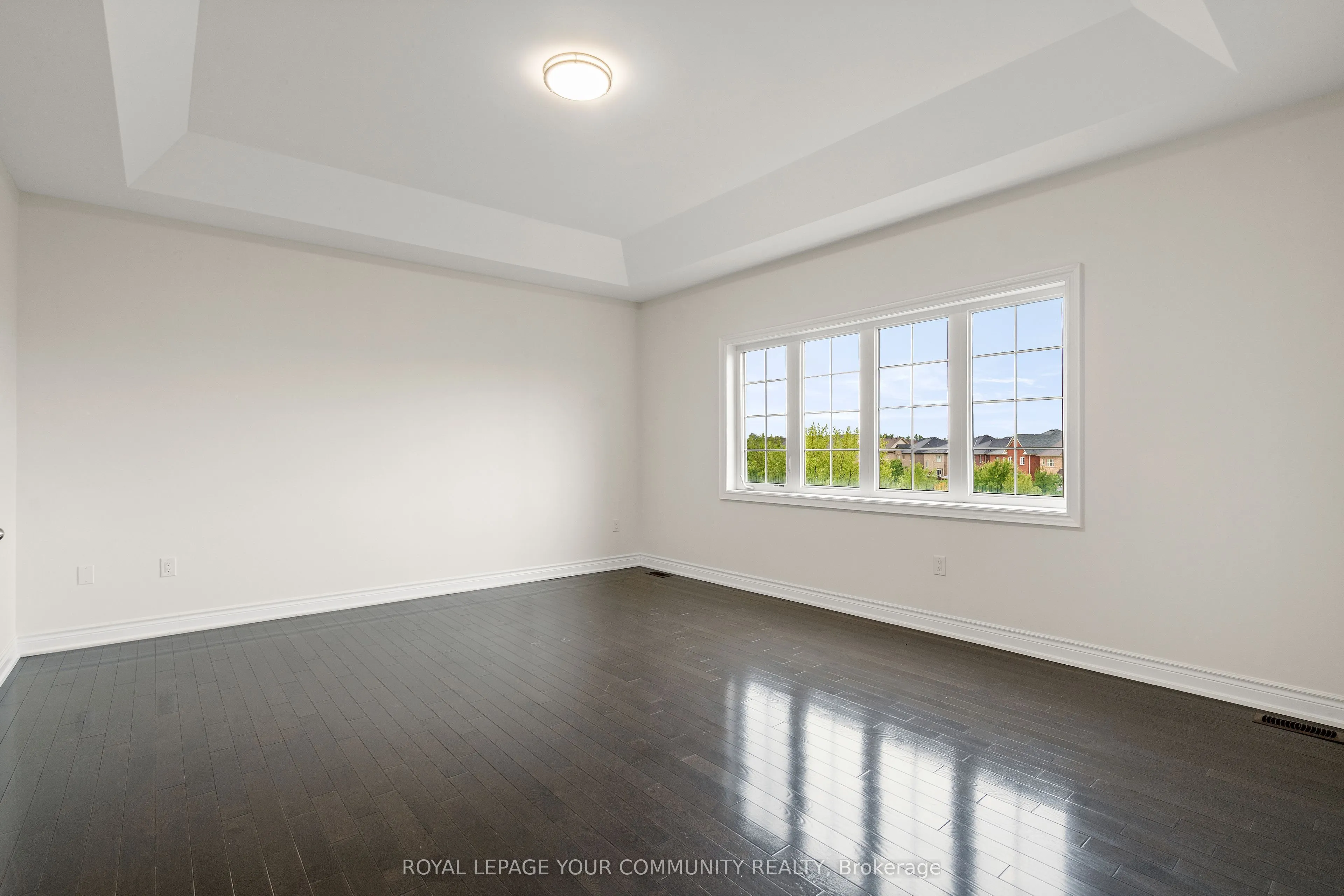 23 Pelee Avenue