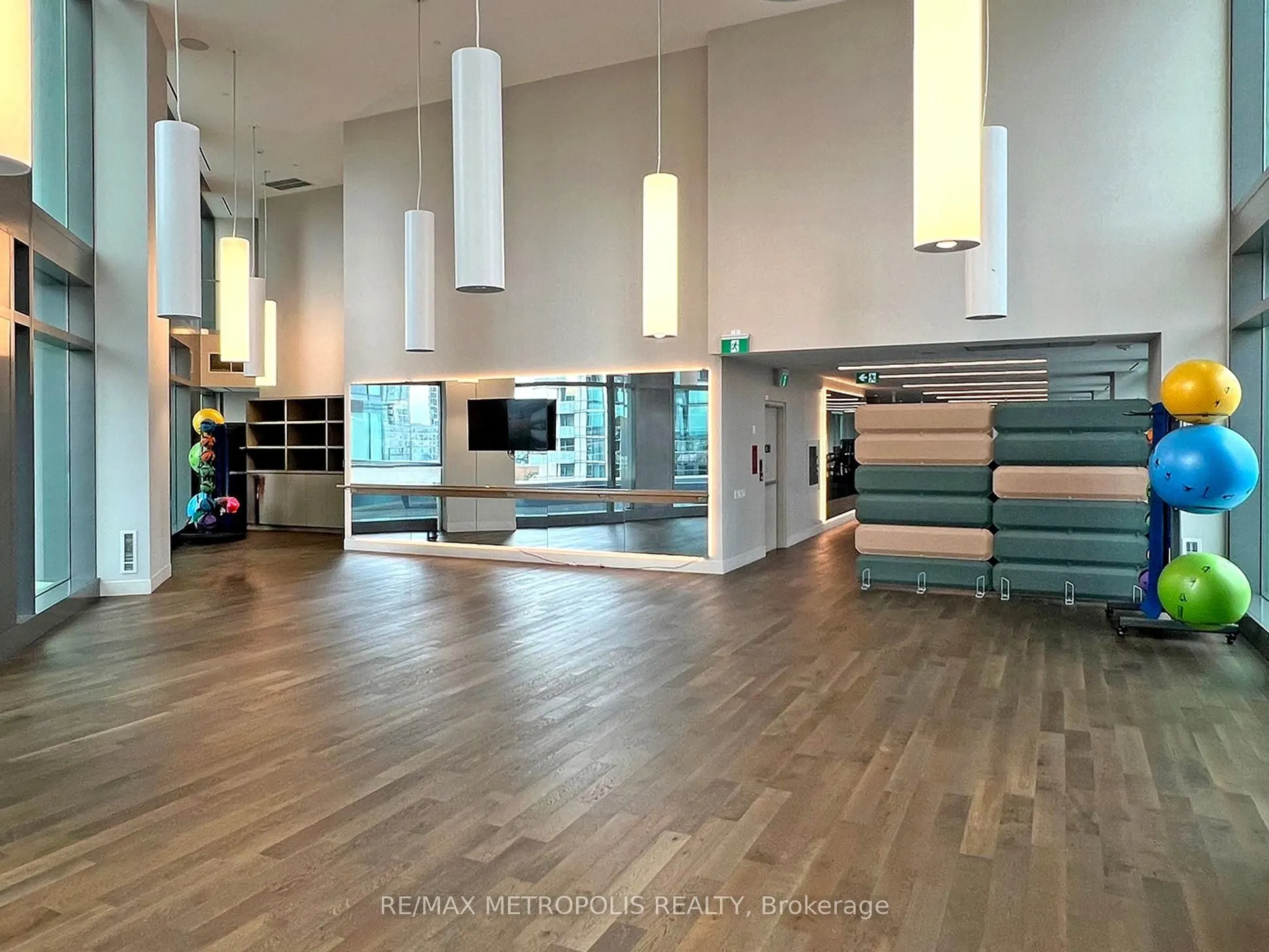 7890 Jane Street, #4211