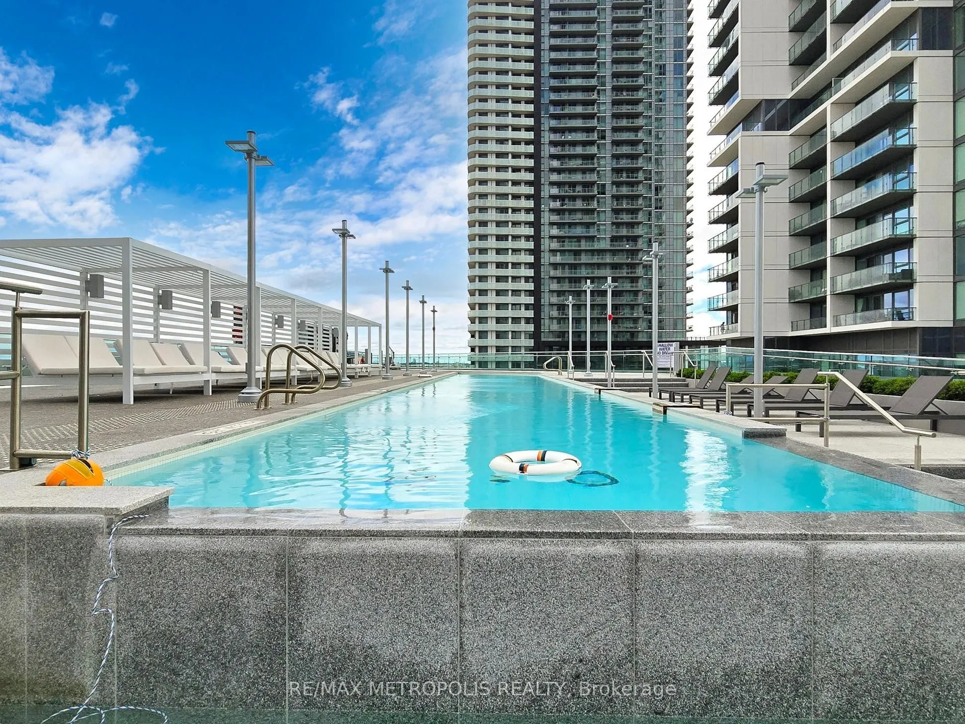 7890 Jane Street, #4211