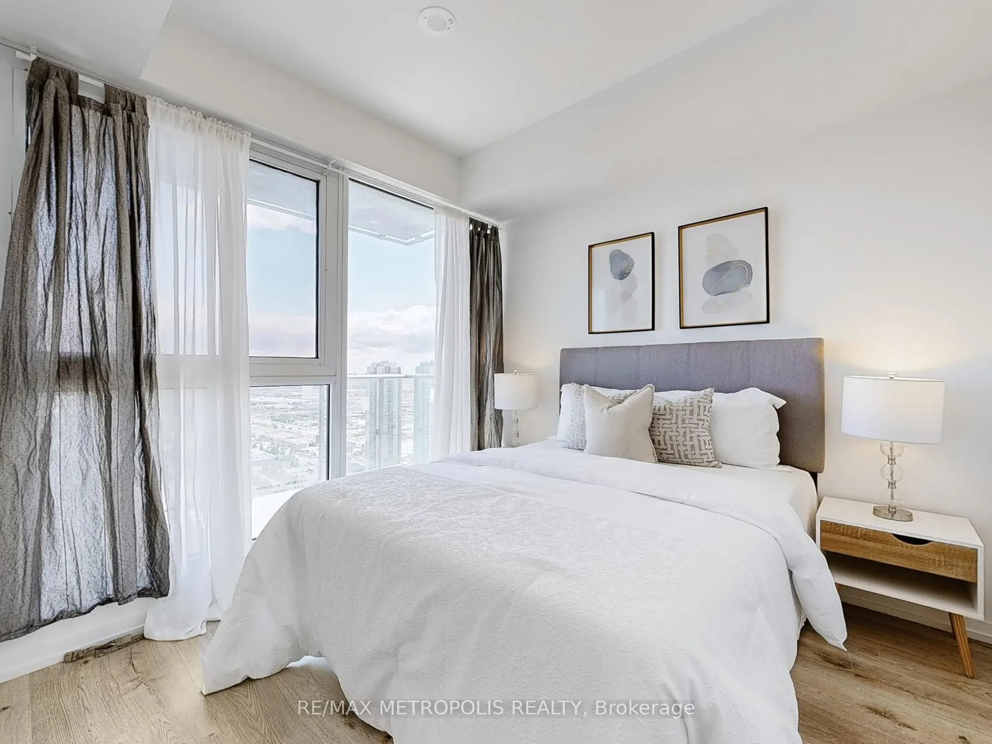 7890 Jane Street, #4211