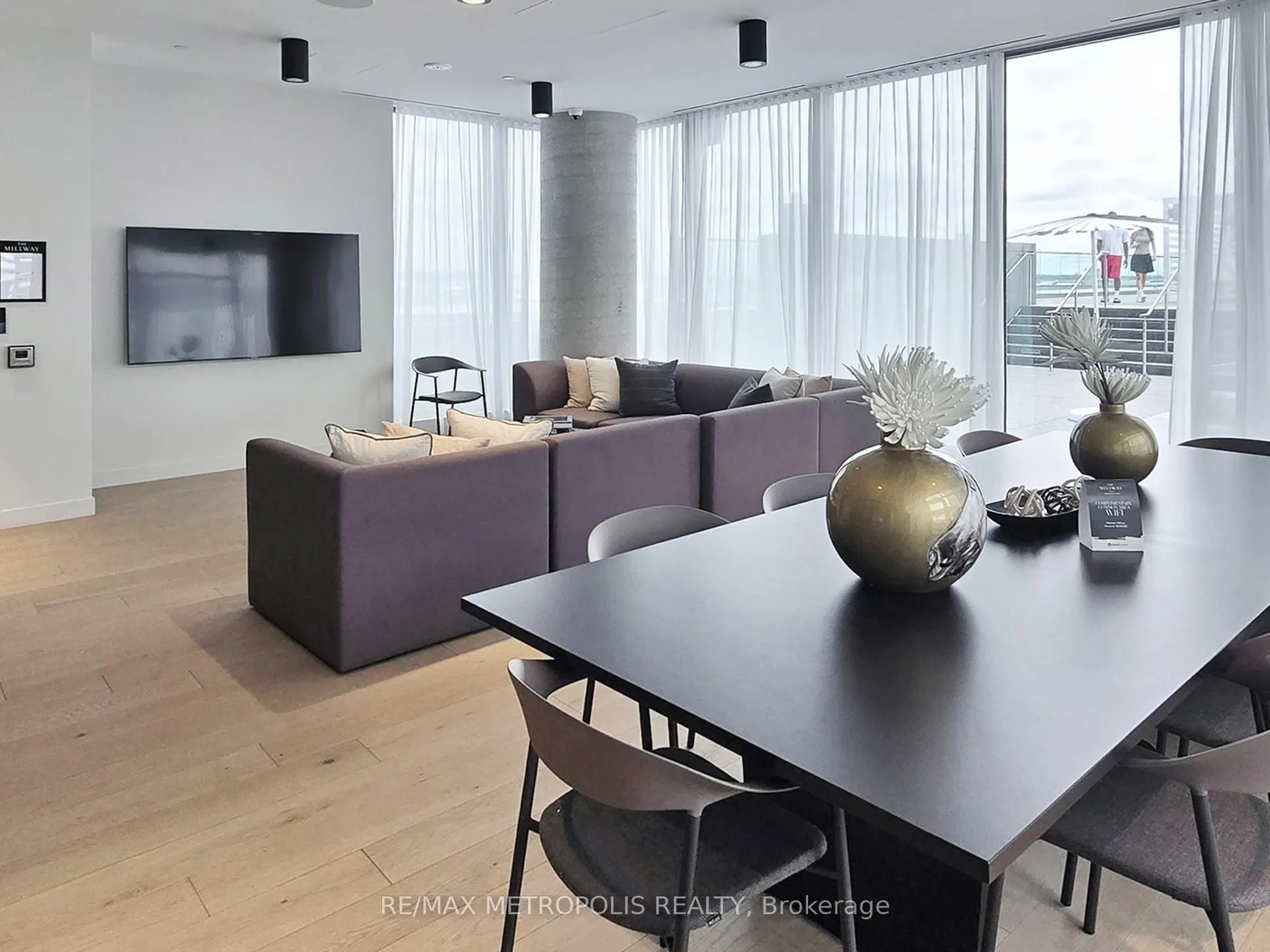 7890 Jane Street, #4211