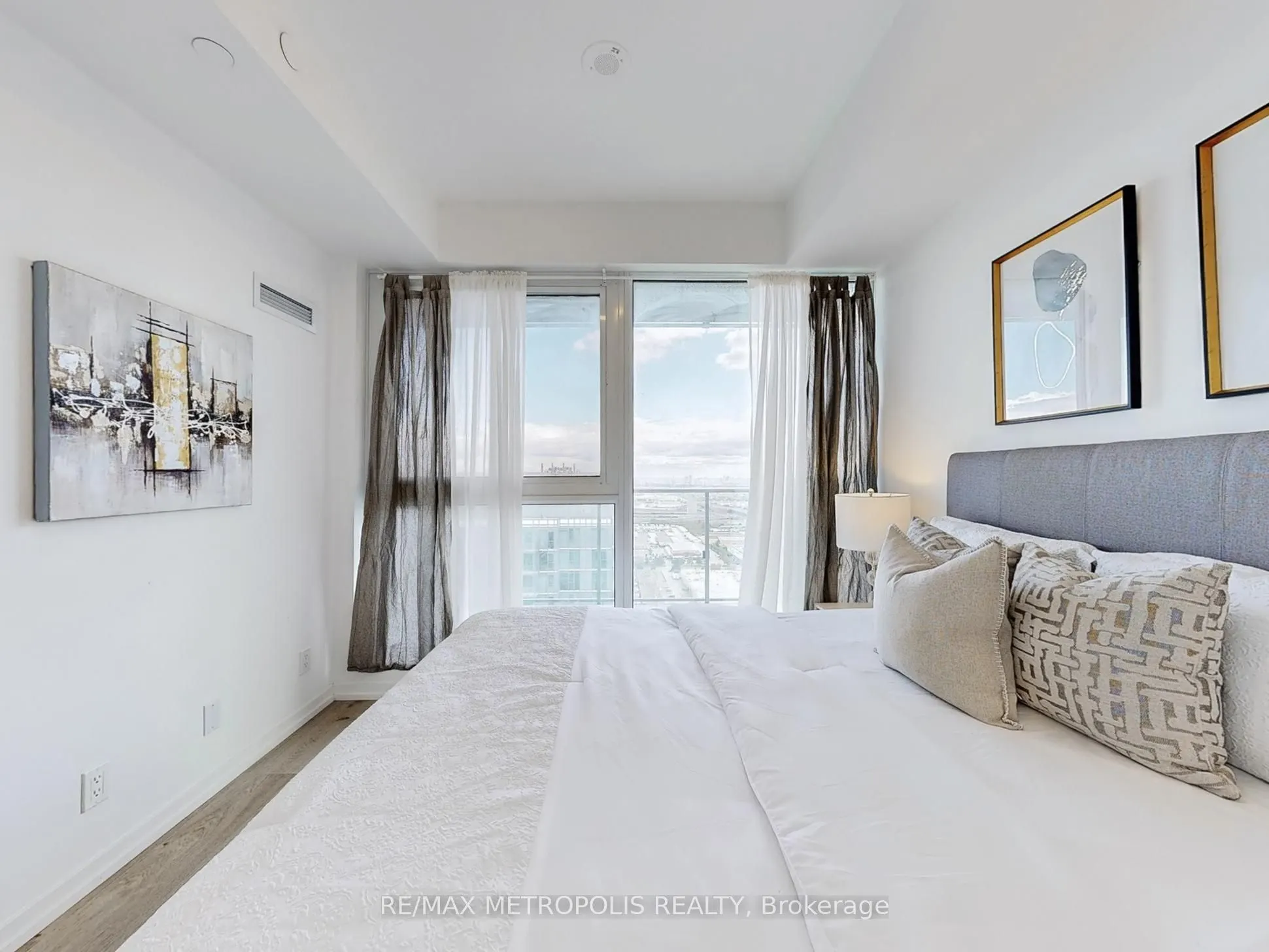 7890 Jane Street, #4211
