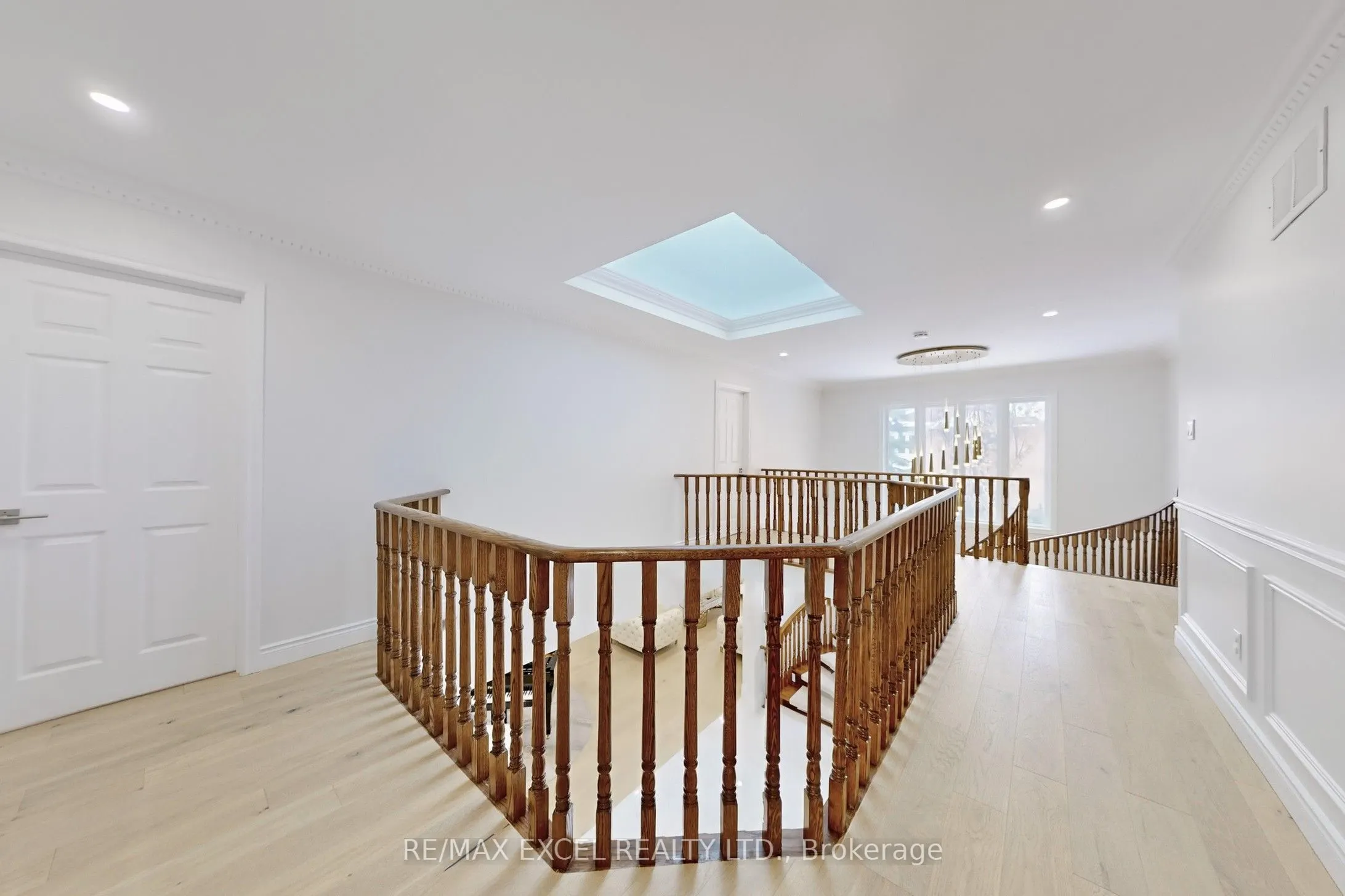 12 Moses Crescent