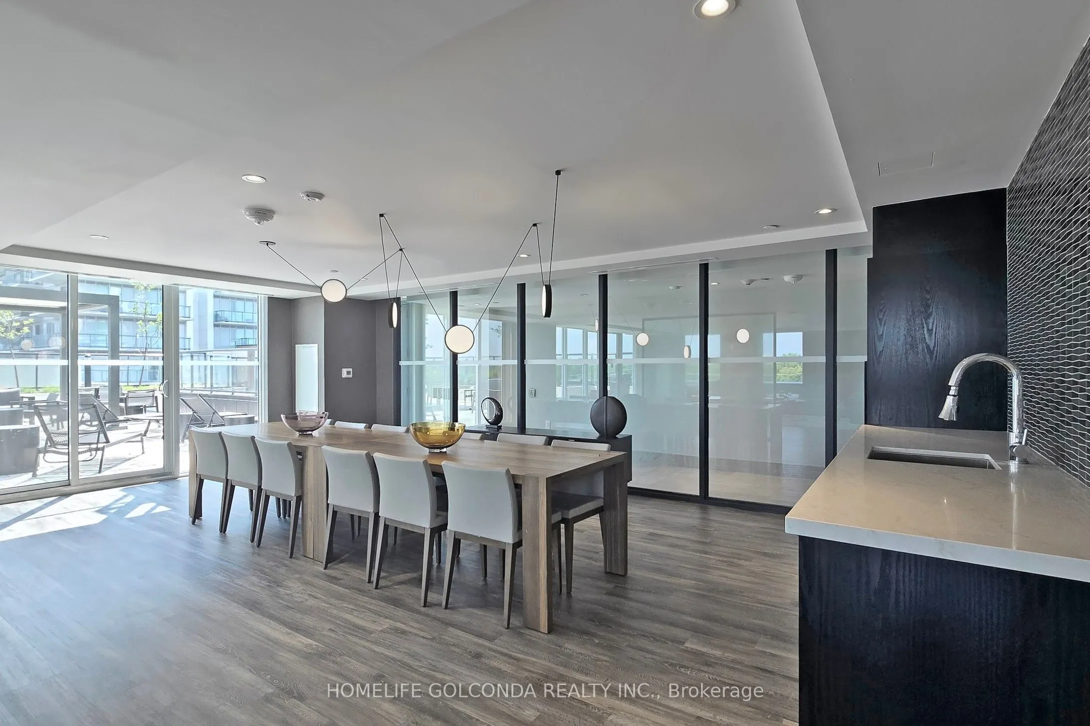 185 Deerfield Road, #312