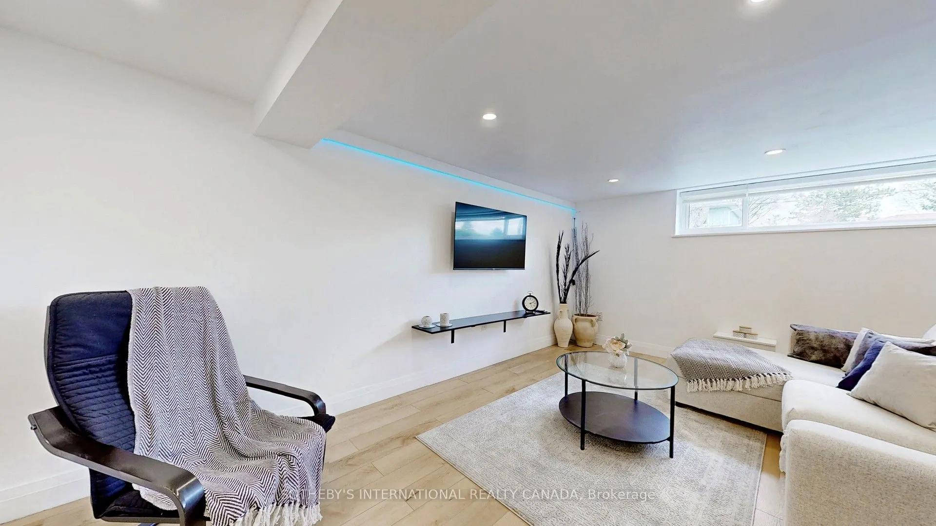 24 Collins Crescent, #Lower