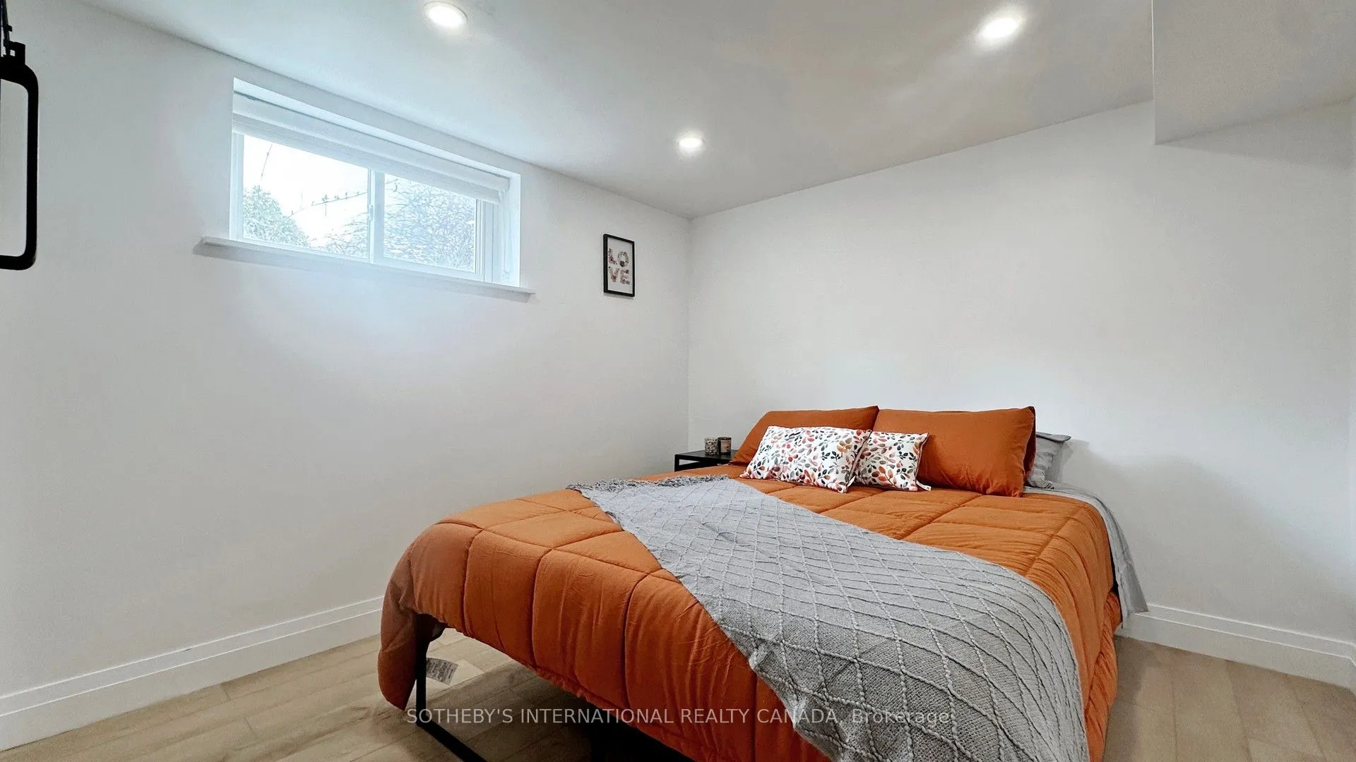 24 Collins Crescent, #Lower