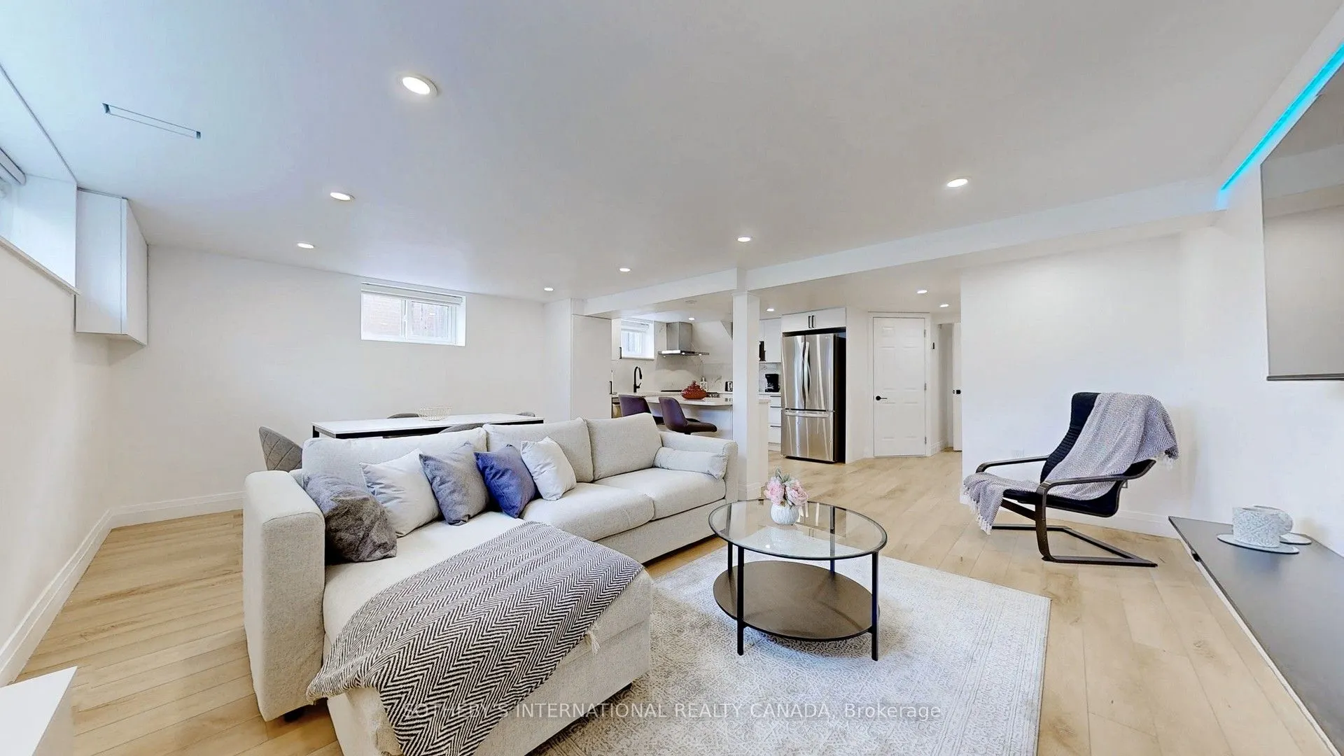 24 Collins Crescent, #Lower
