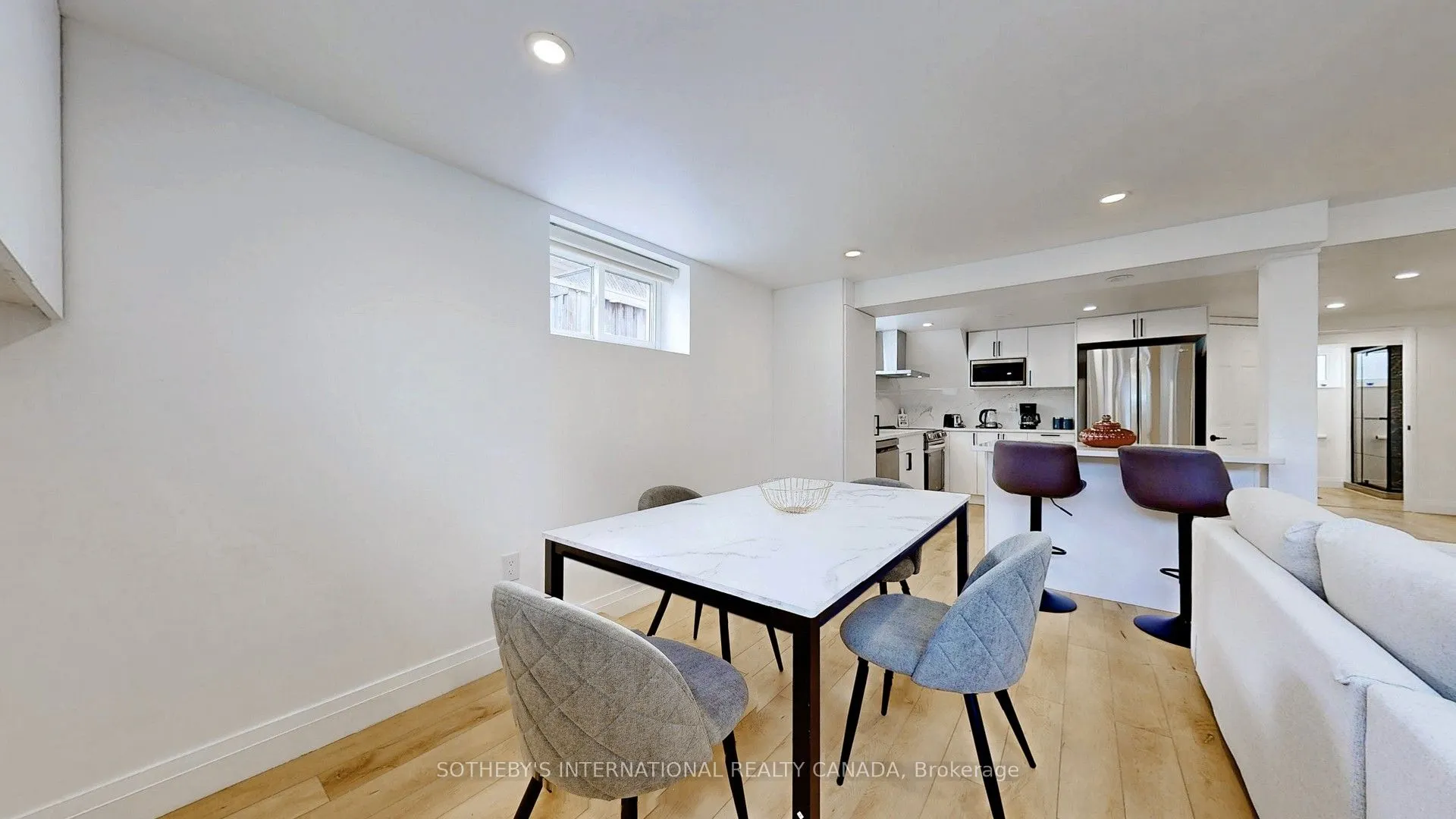 24 Collins Crescent, #Lower
