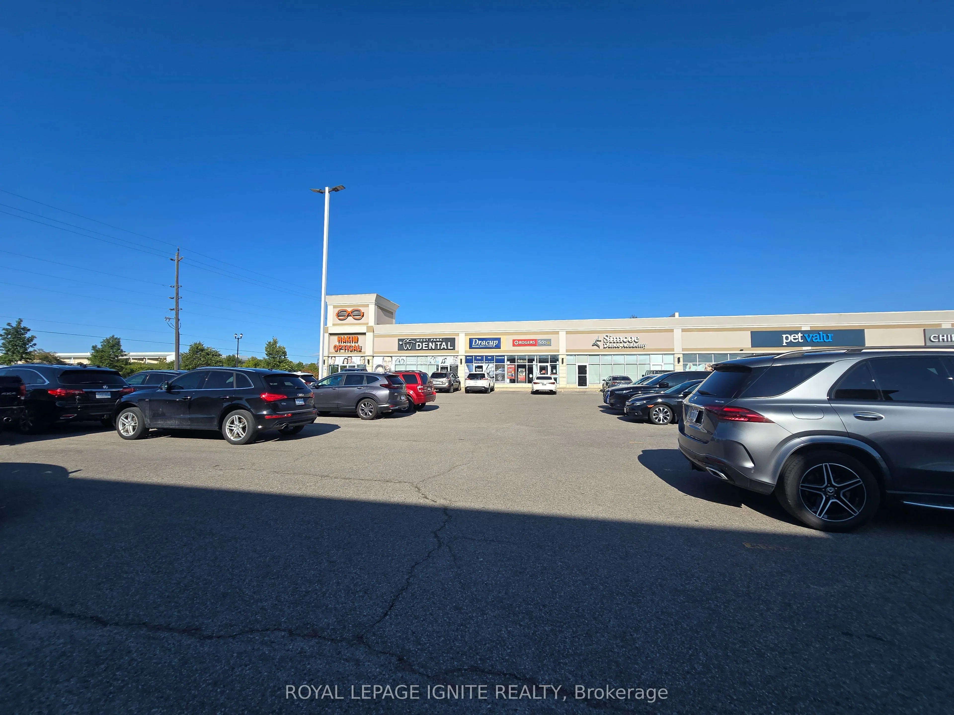 444 Holland Street W, #3